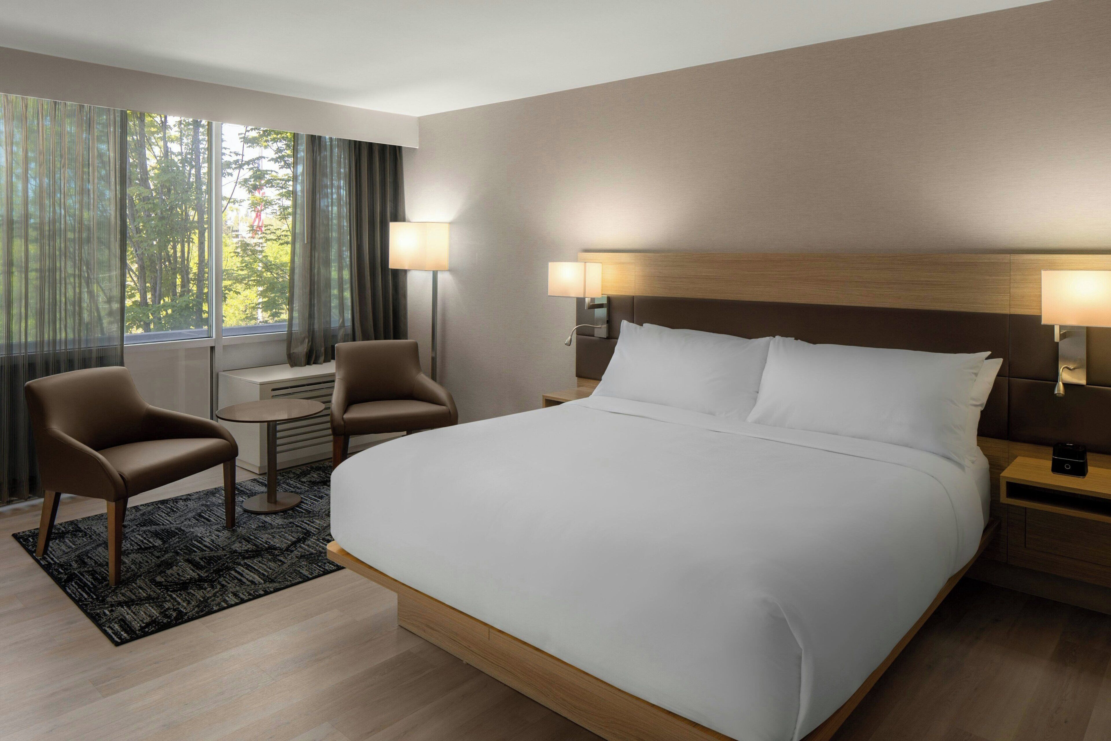 Room, 1 King Bed, Hearing Accessible (Accessible Bathtub)