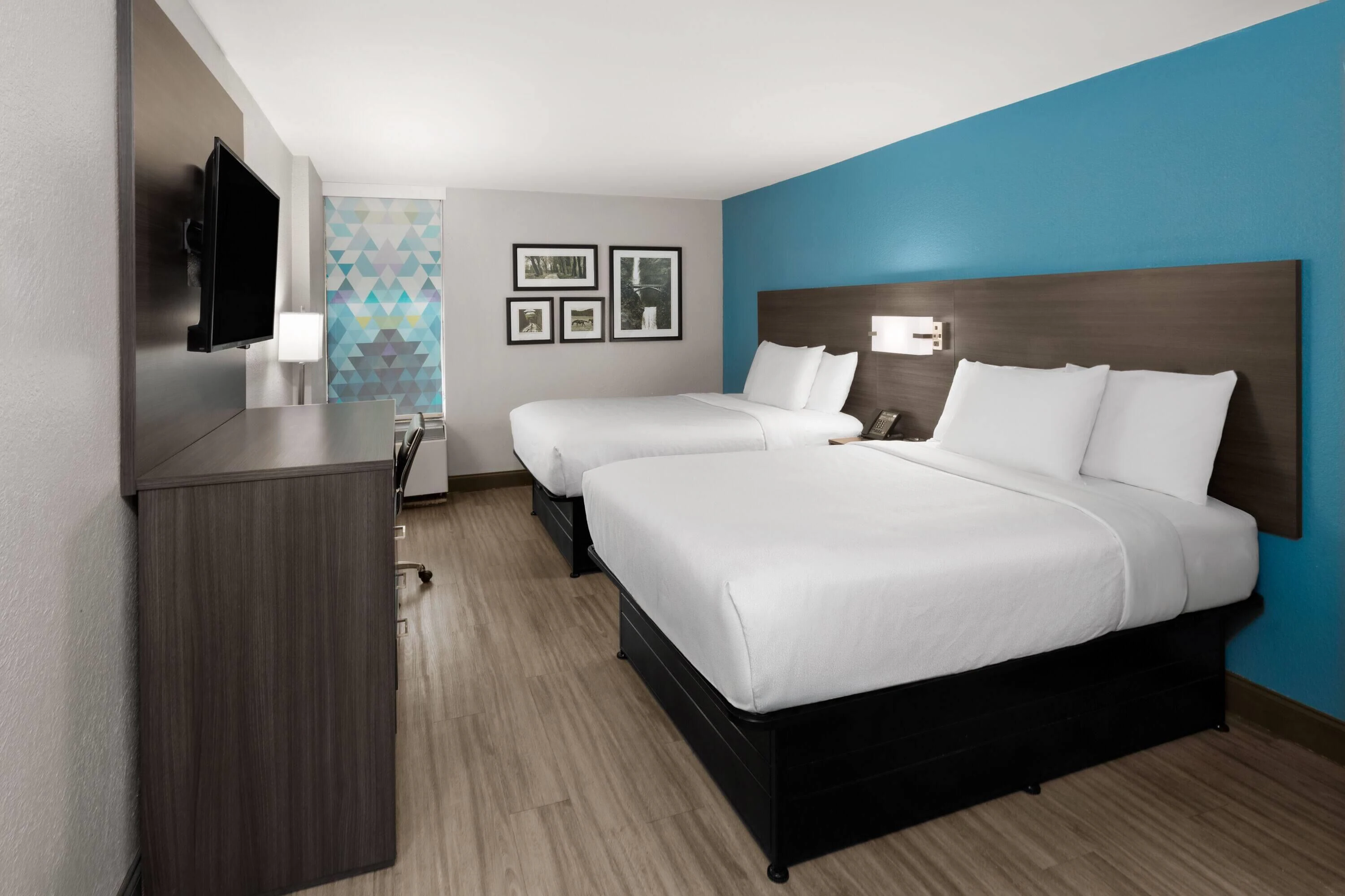 Deluxe Room, 2 Double Beds, Non Smoking