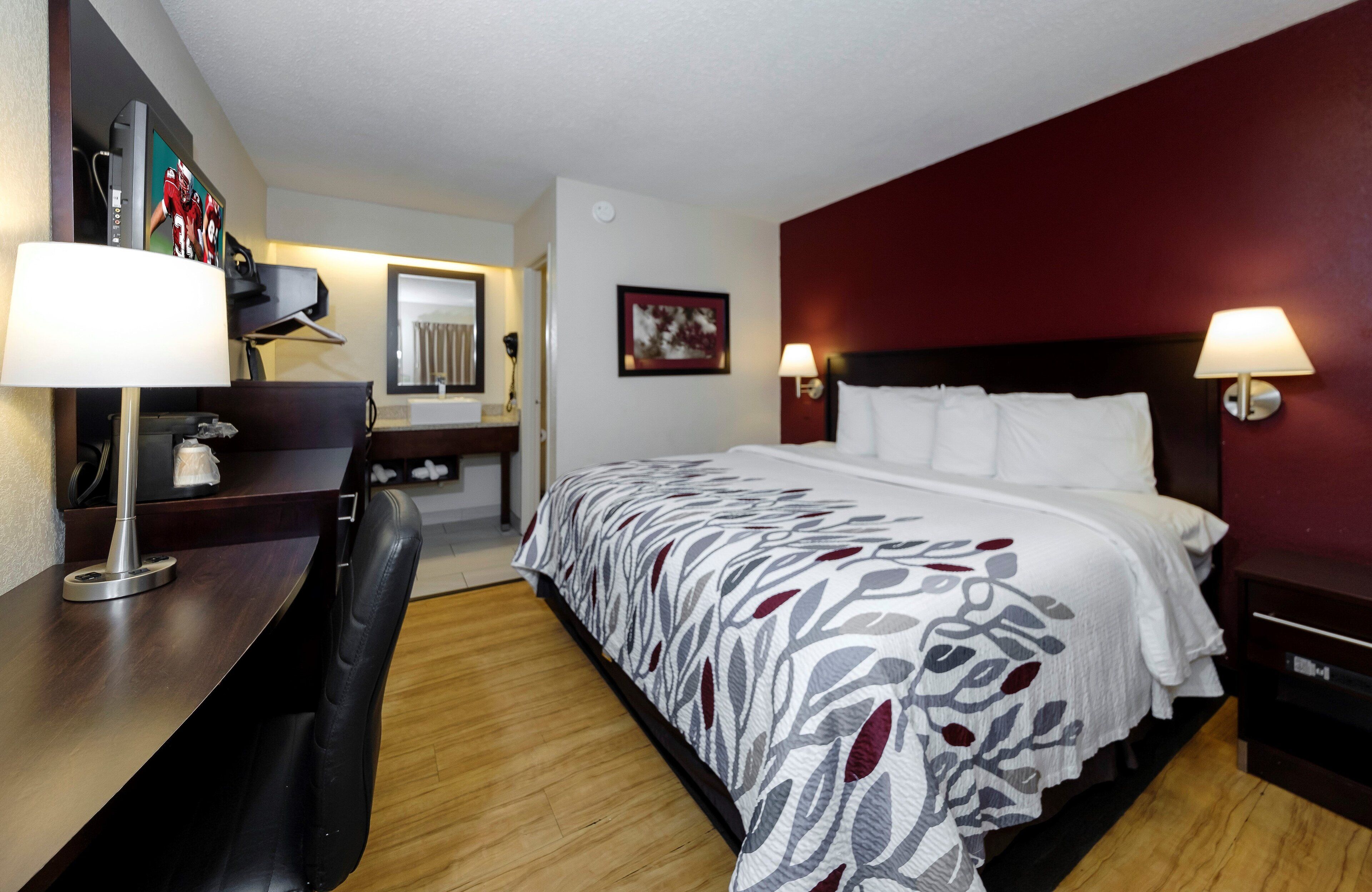 Deluxe Room, 1 King Bed, Non Smoking