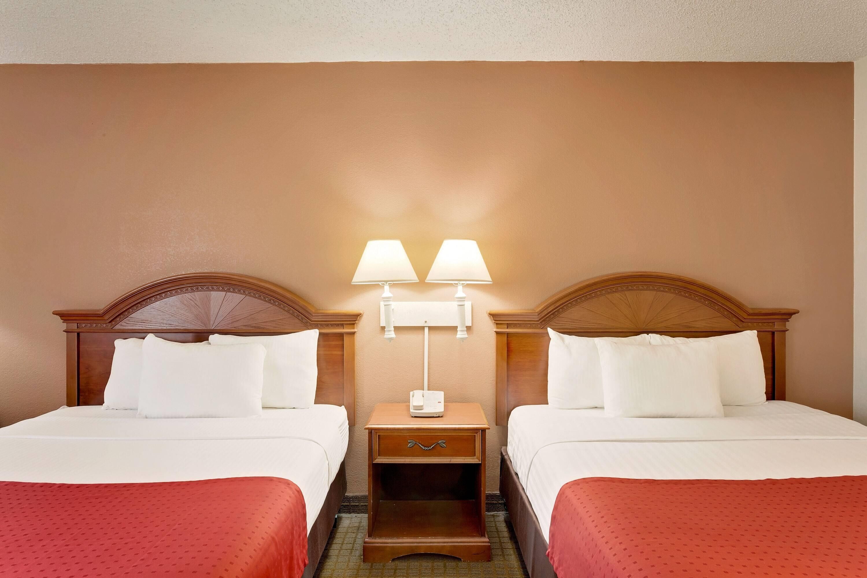 Room, 2 Queen Beds, Non Smoking