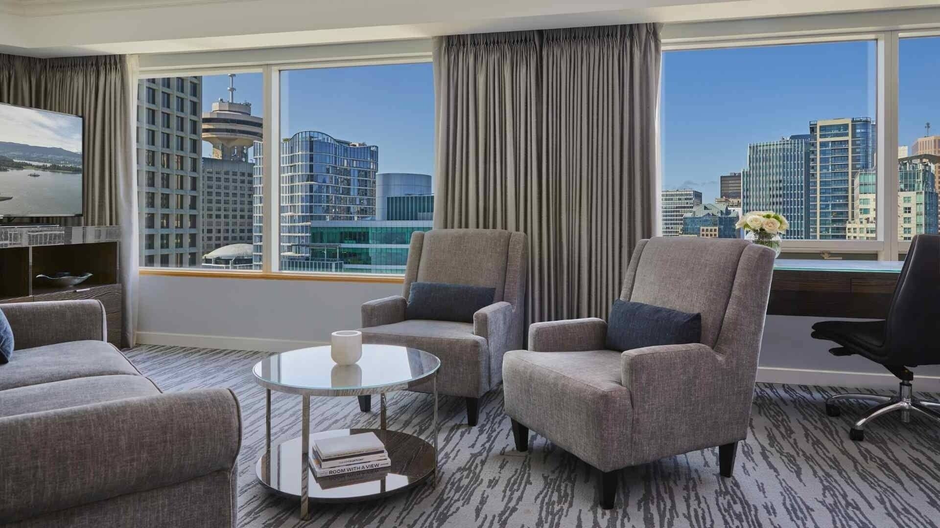 Pacific Club, Suite, 1 King Bed with Sofa bed, City View