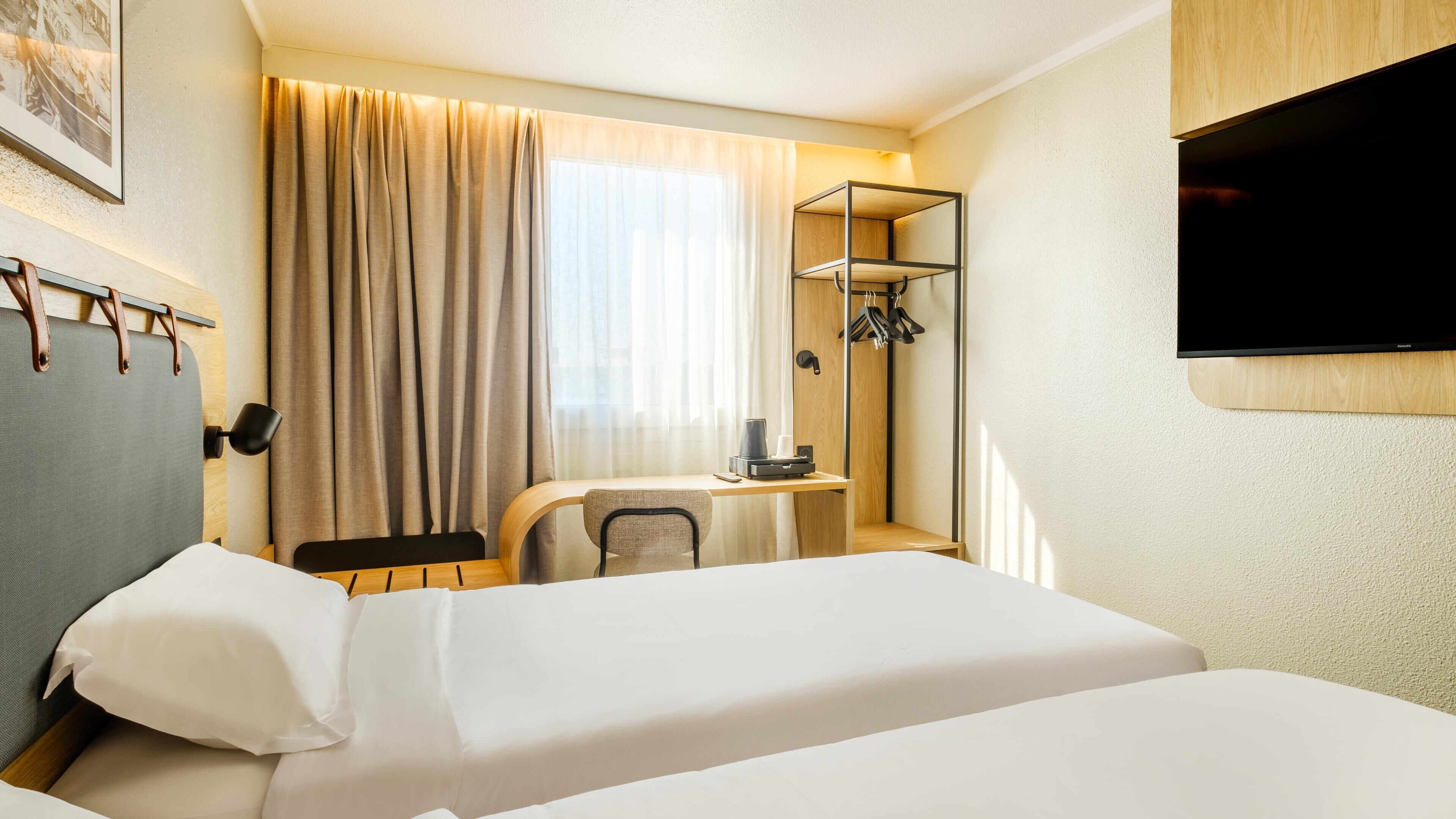 Standard Room, 2 Twin Beds