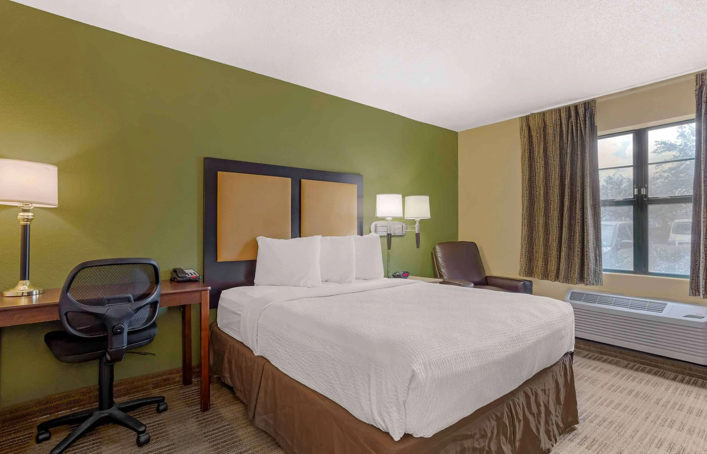 Studio, 1 Queen Bed, Accessible, Non Smoking Studio, 1 Queen Bed, Accessible, Non Smoking