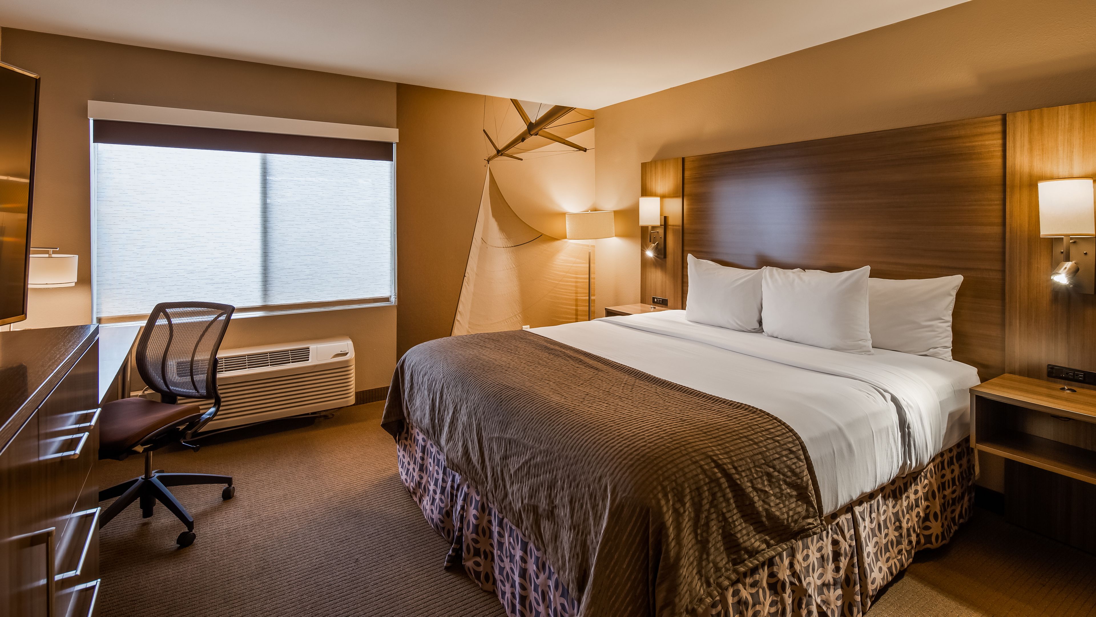 Traditional Room, 1 King Bed, City View