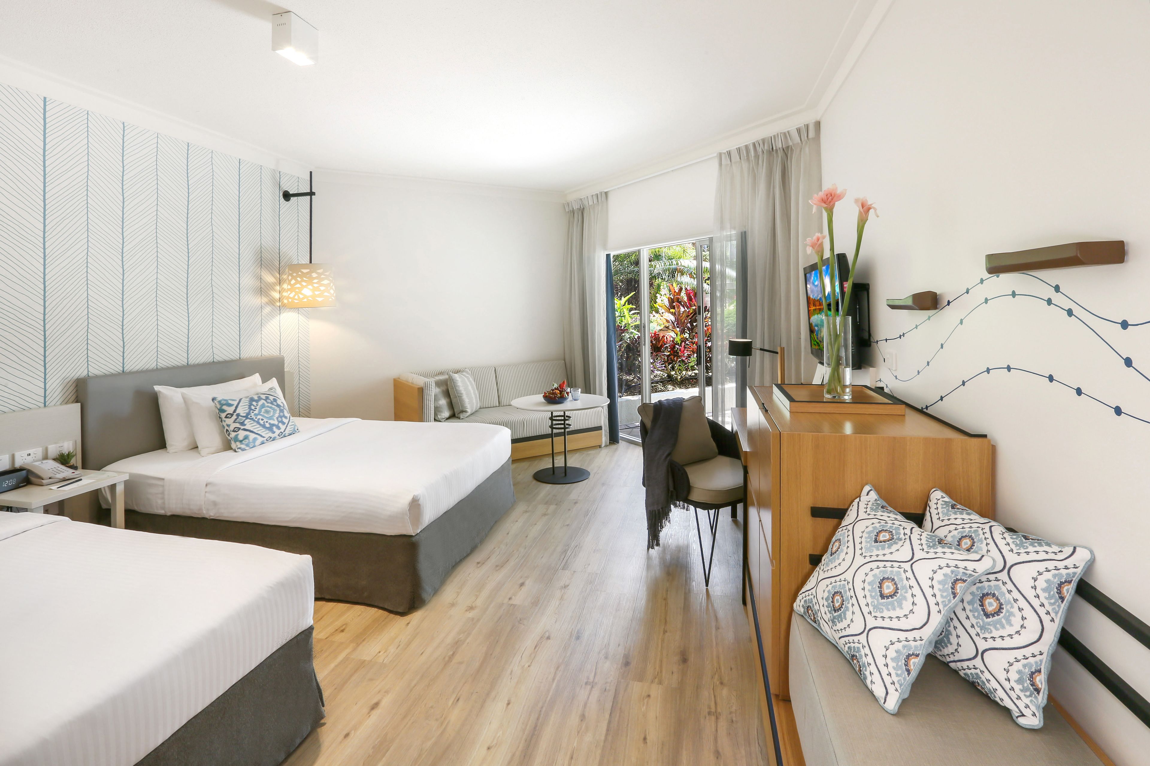 Deluxe Sea View Twin