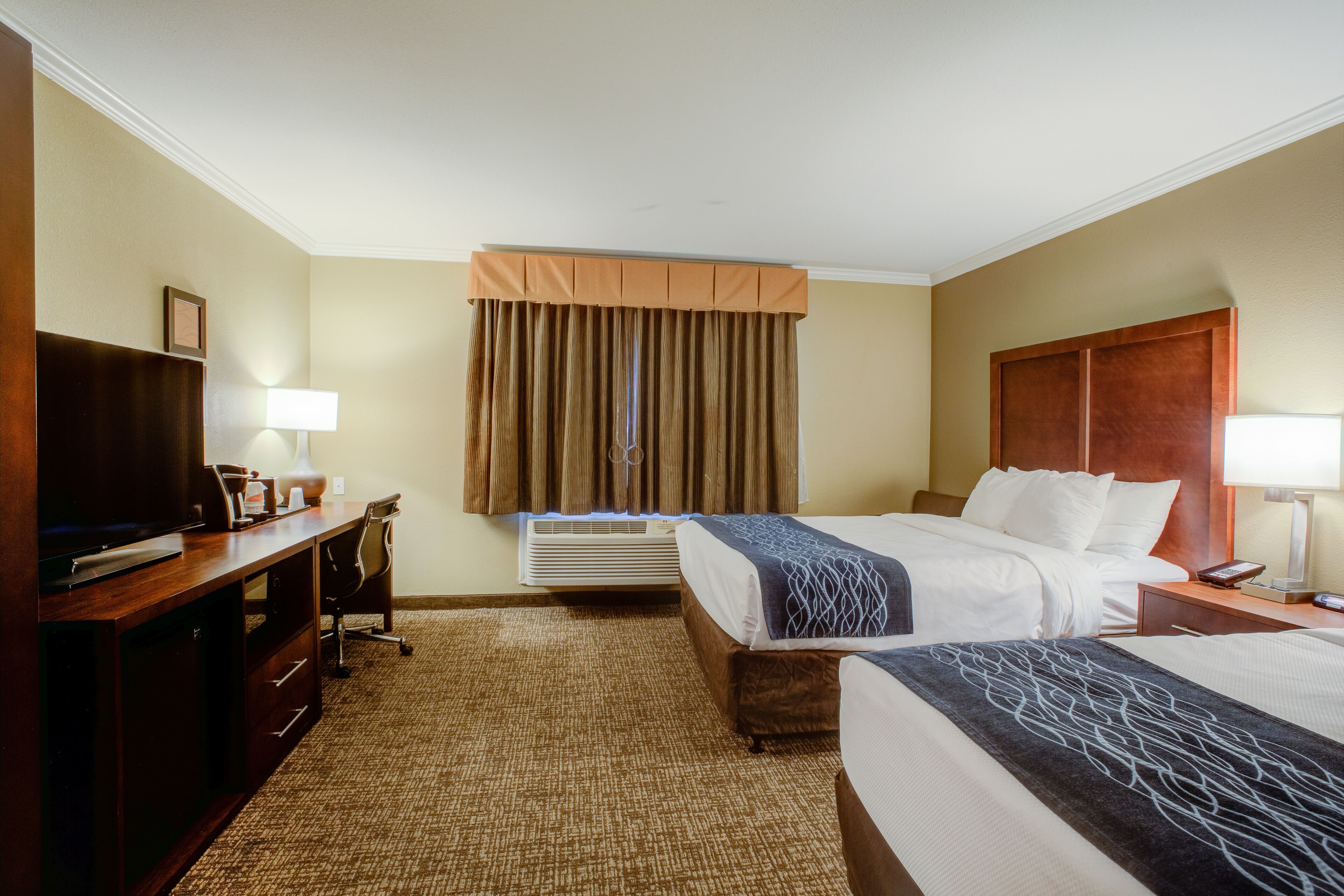Double Room, 2 Queen Beds, Non Smoking (Upgrade)