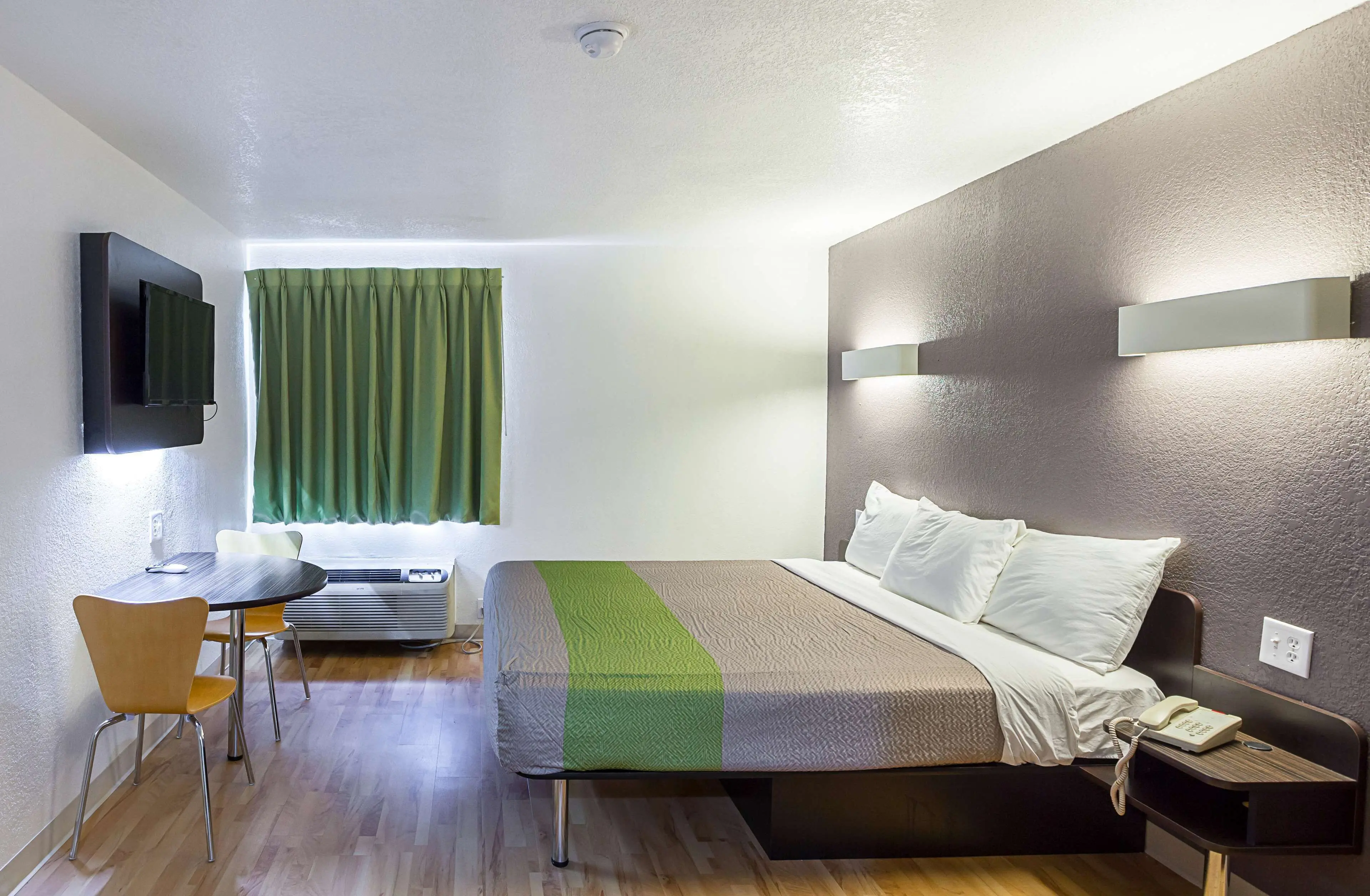 Standard Suite, 1 King Bed, Non Smoking, Kitchenette Standard Suite, 1 King Bed, Non Smoking, Kitchenette