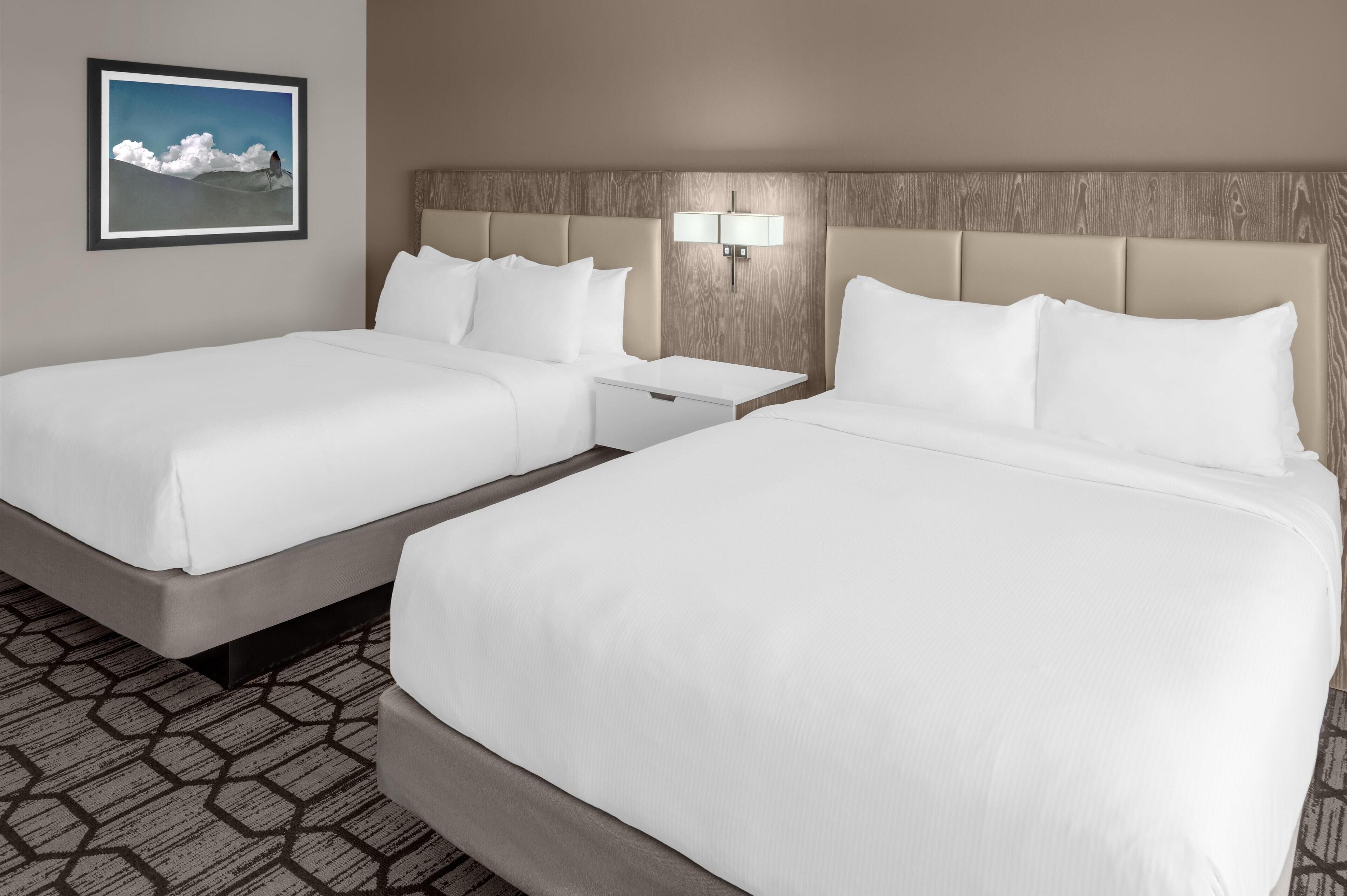 Room, 2 Queen Beds, Balcony