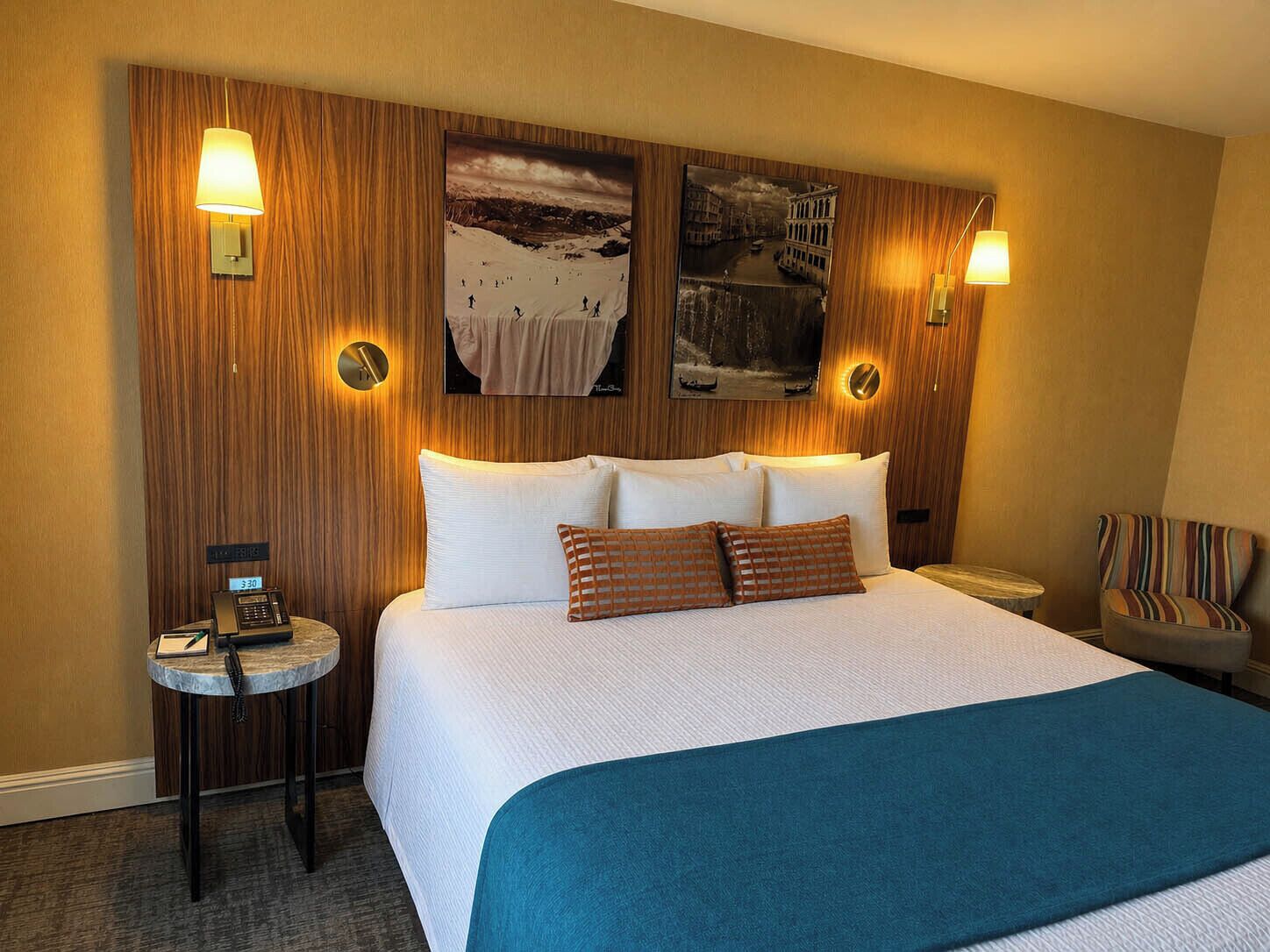Deluxe Room, 1 King Bed