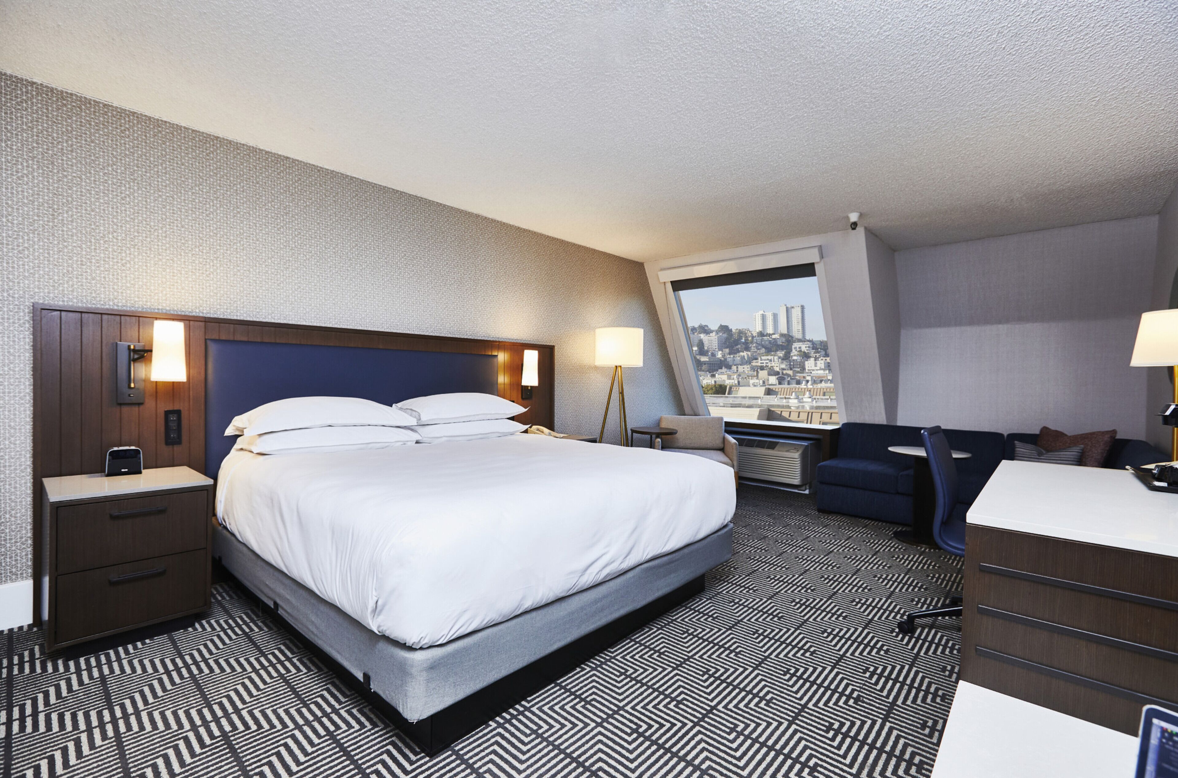 Superior Room, 1 King Bed