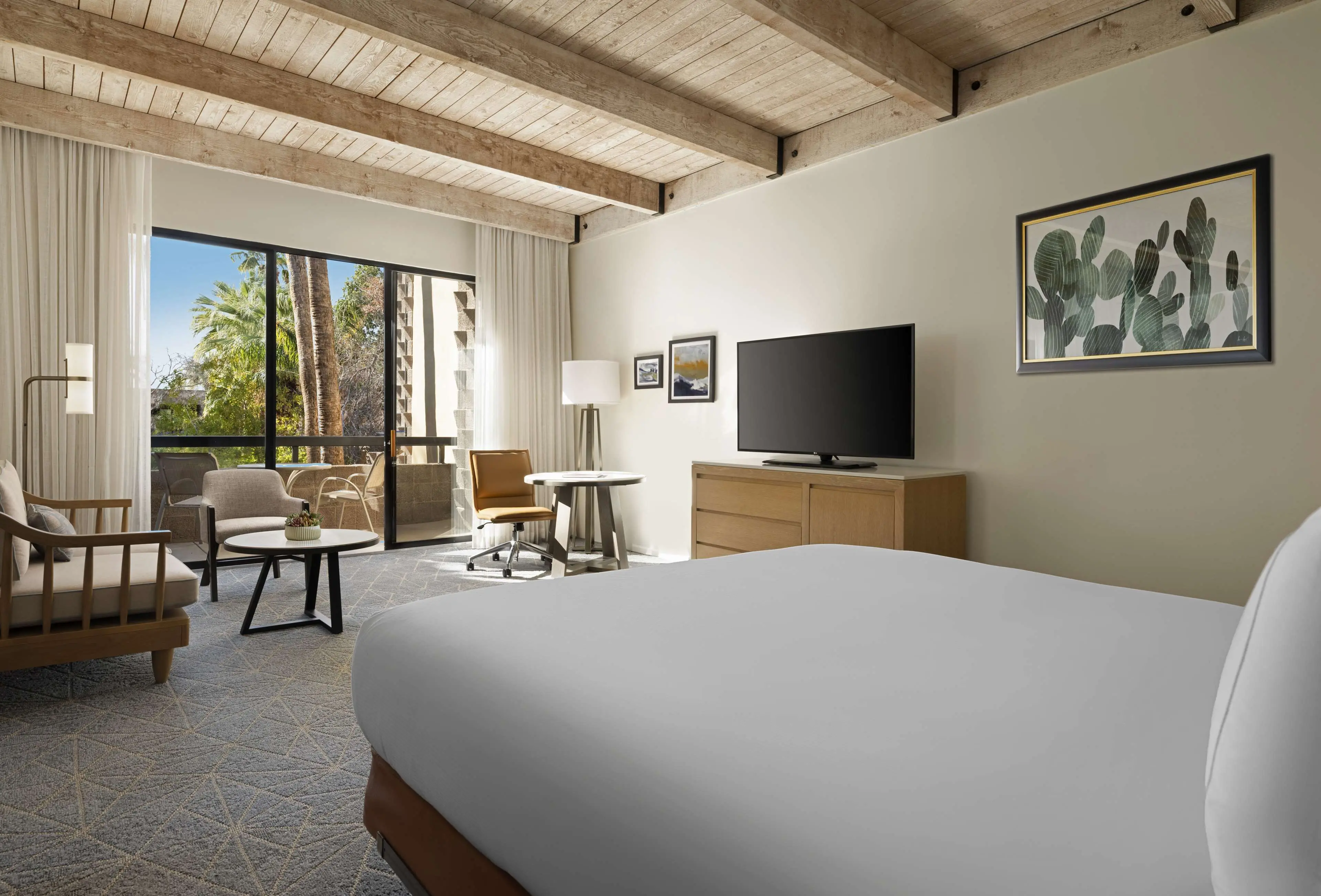 Room, 1 King Bed, Balcony, Courtyard View Room, 1 King Bed, Balcony, Courtyard View