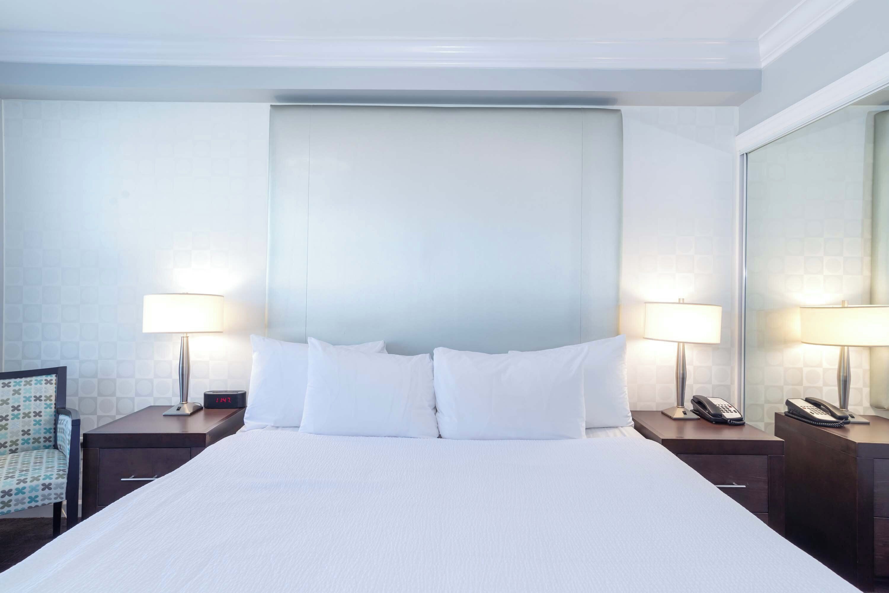 Suite, 1 King Bed with Sofa bed, Kitchenette, Tower (Balcony, View)