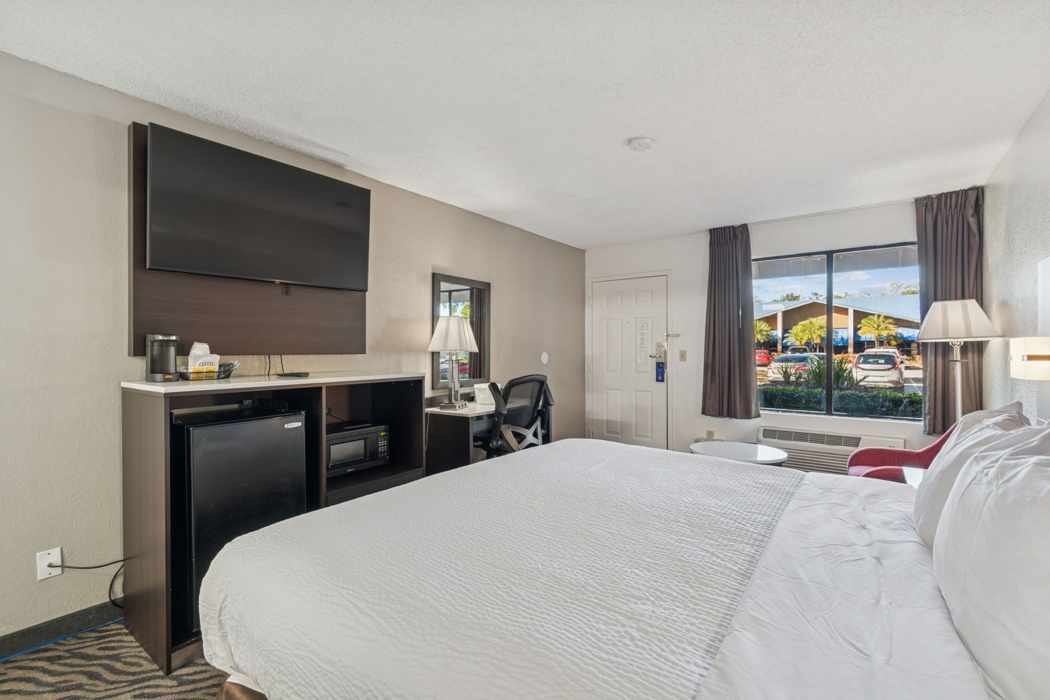 Room, 1 King Bed, Non Smoking