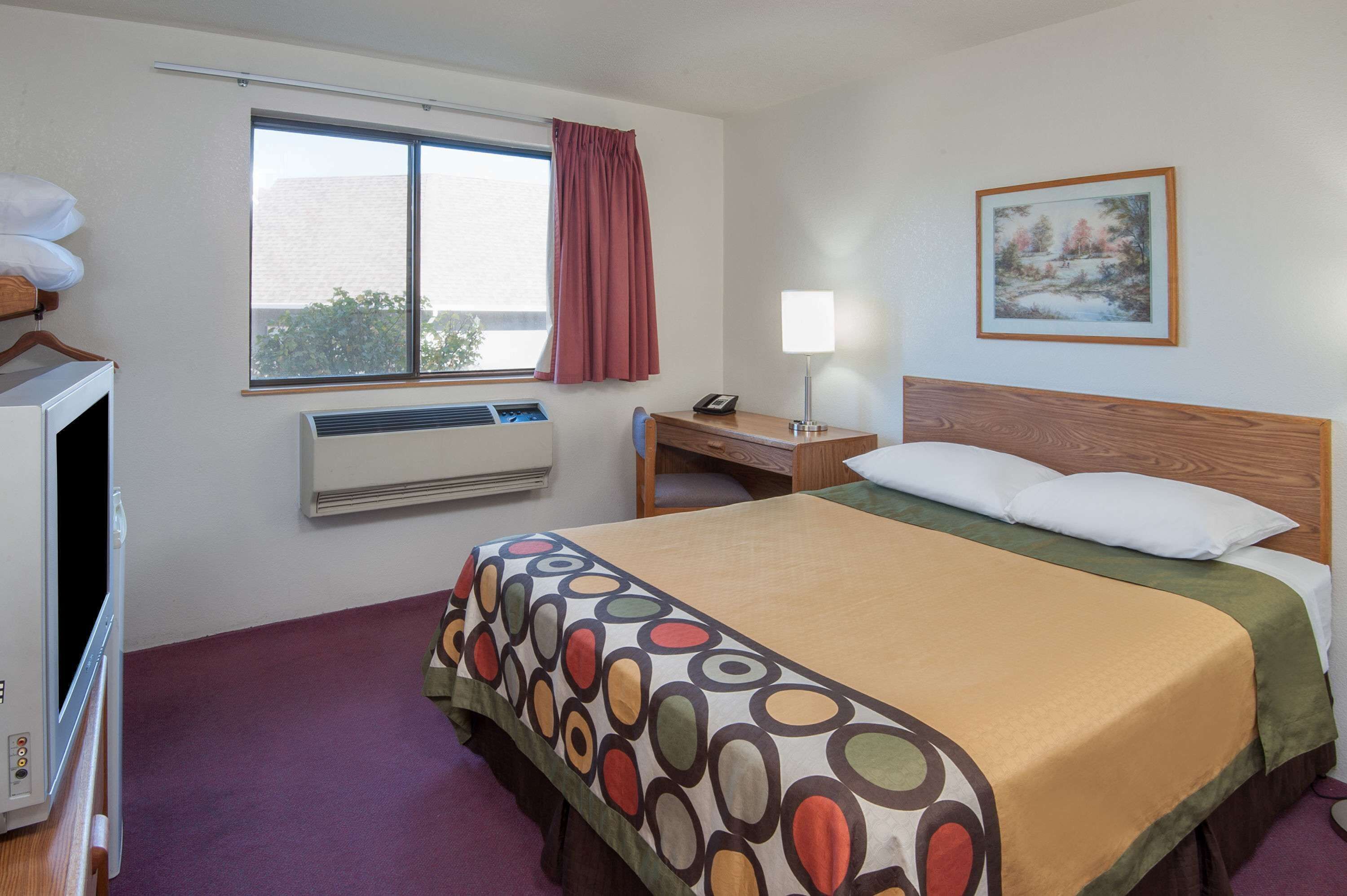 Room, 1 Queen Bed, Accessible