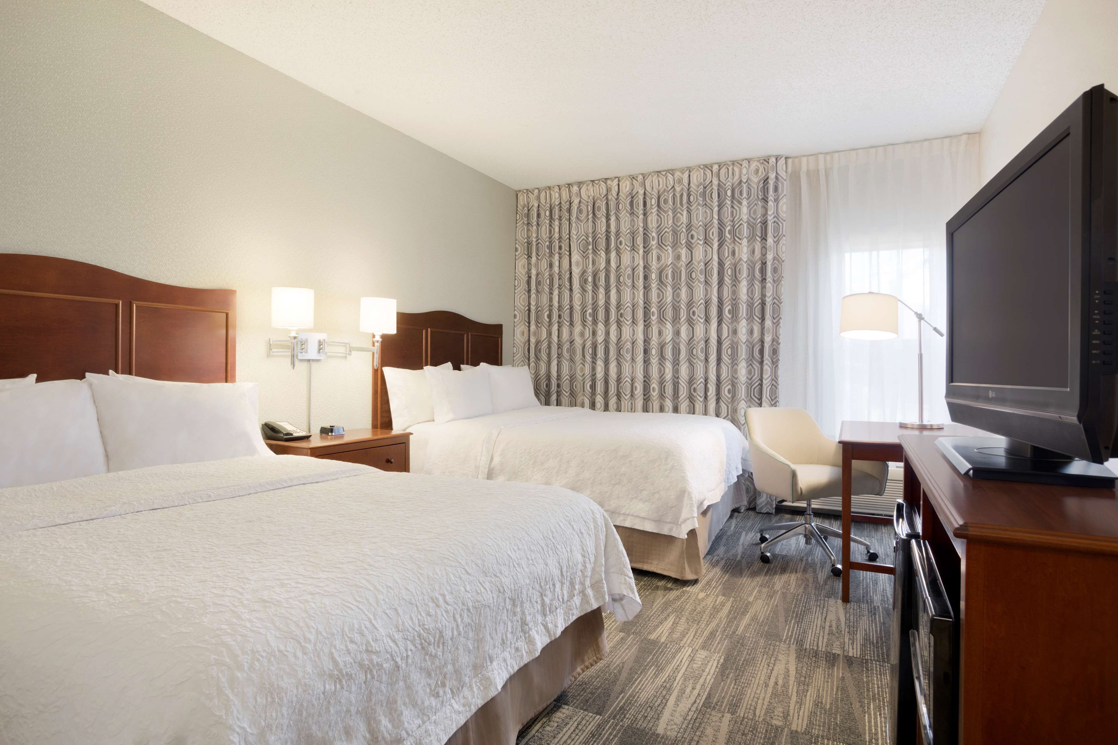 Room, 2 Queen Beds, Accessible, Non Smoking