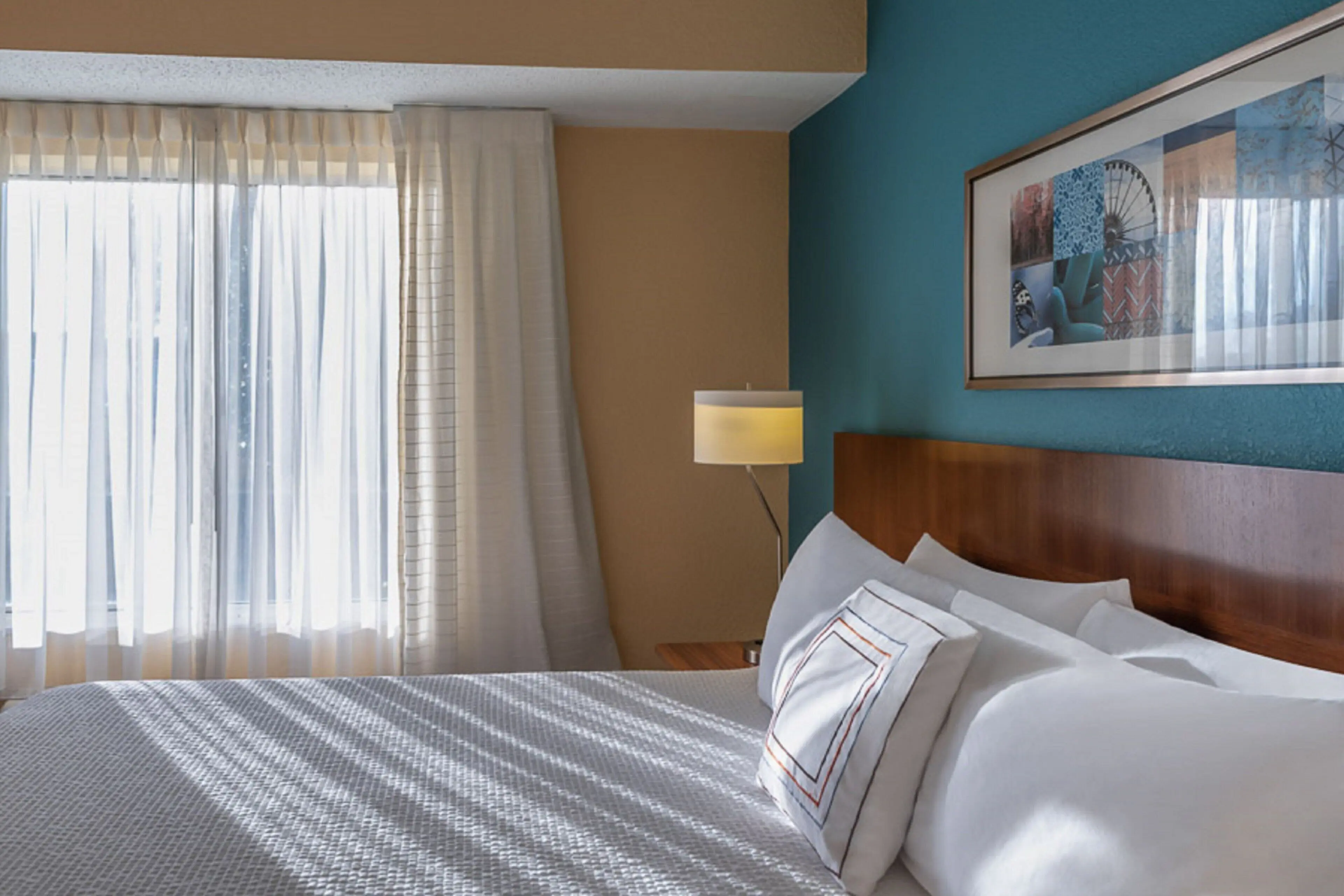 Room, 1 King Bed, Hearing Accessible Room, 1 King Bed, Hearing Accessible