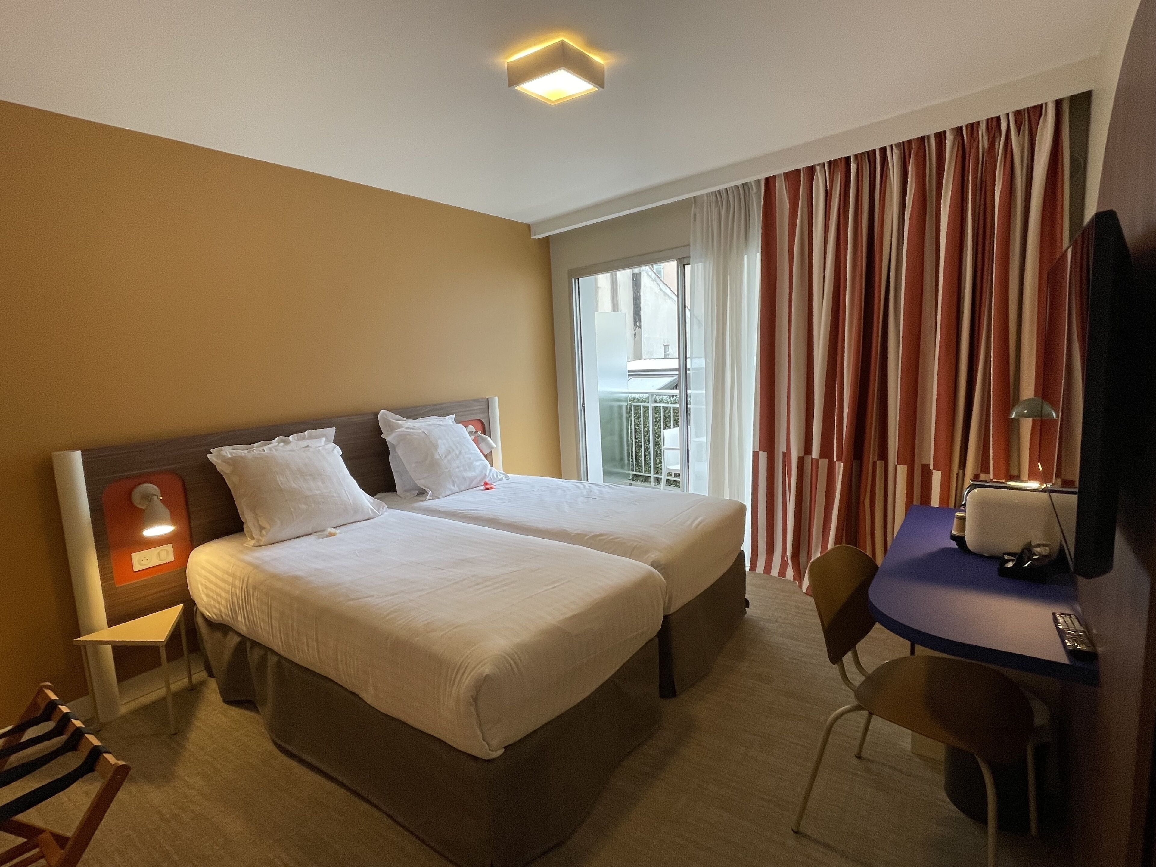 Premium Twin Room