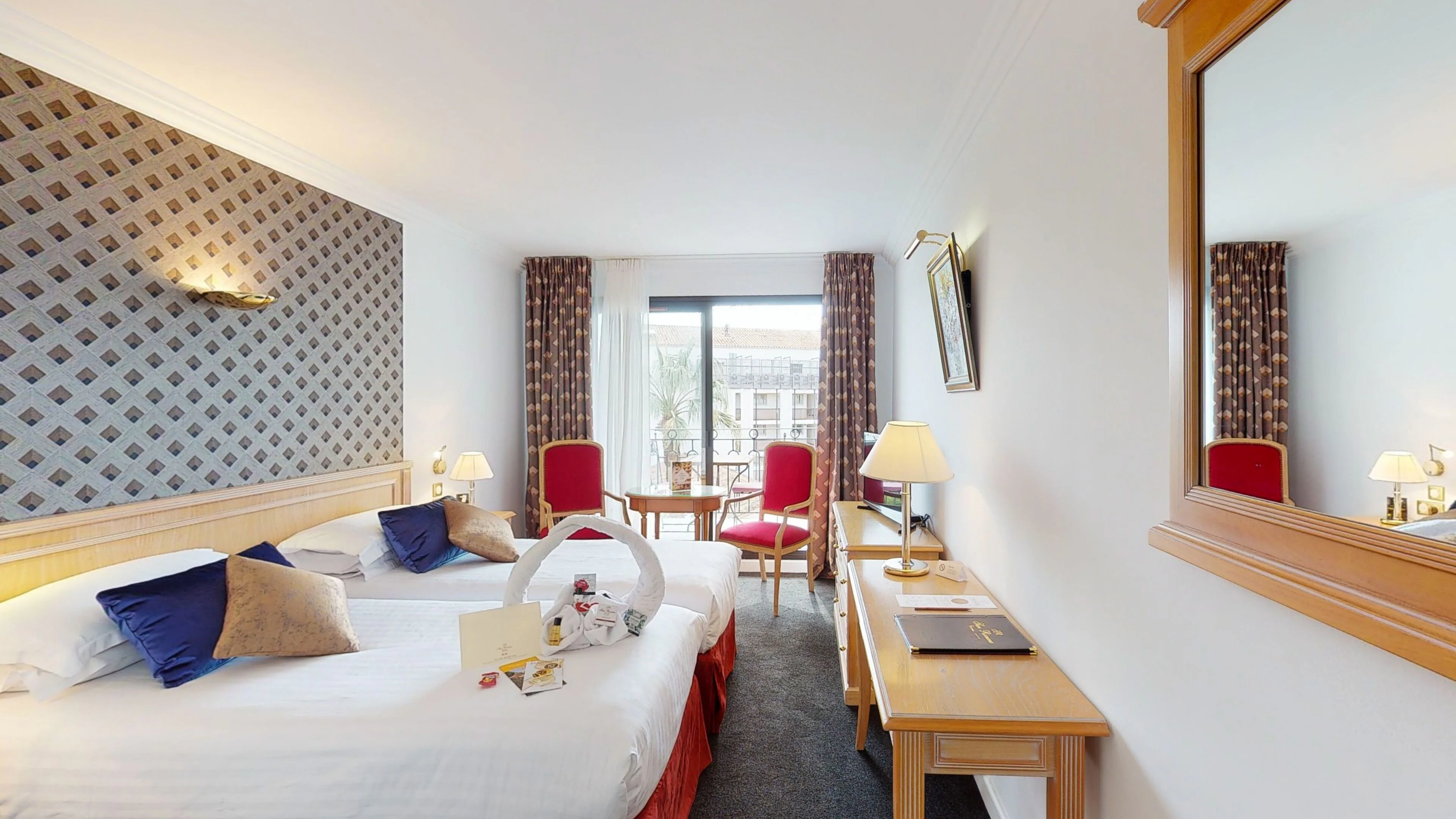 Deluxe Twin Room