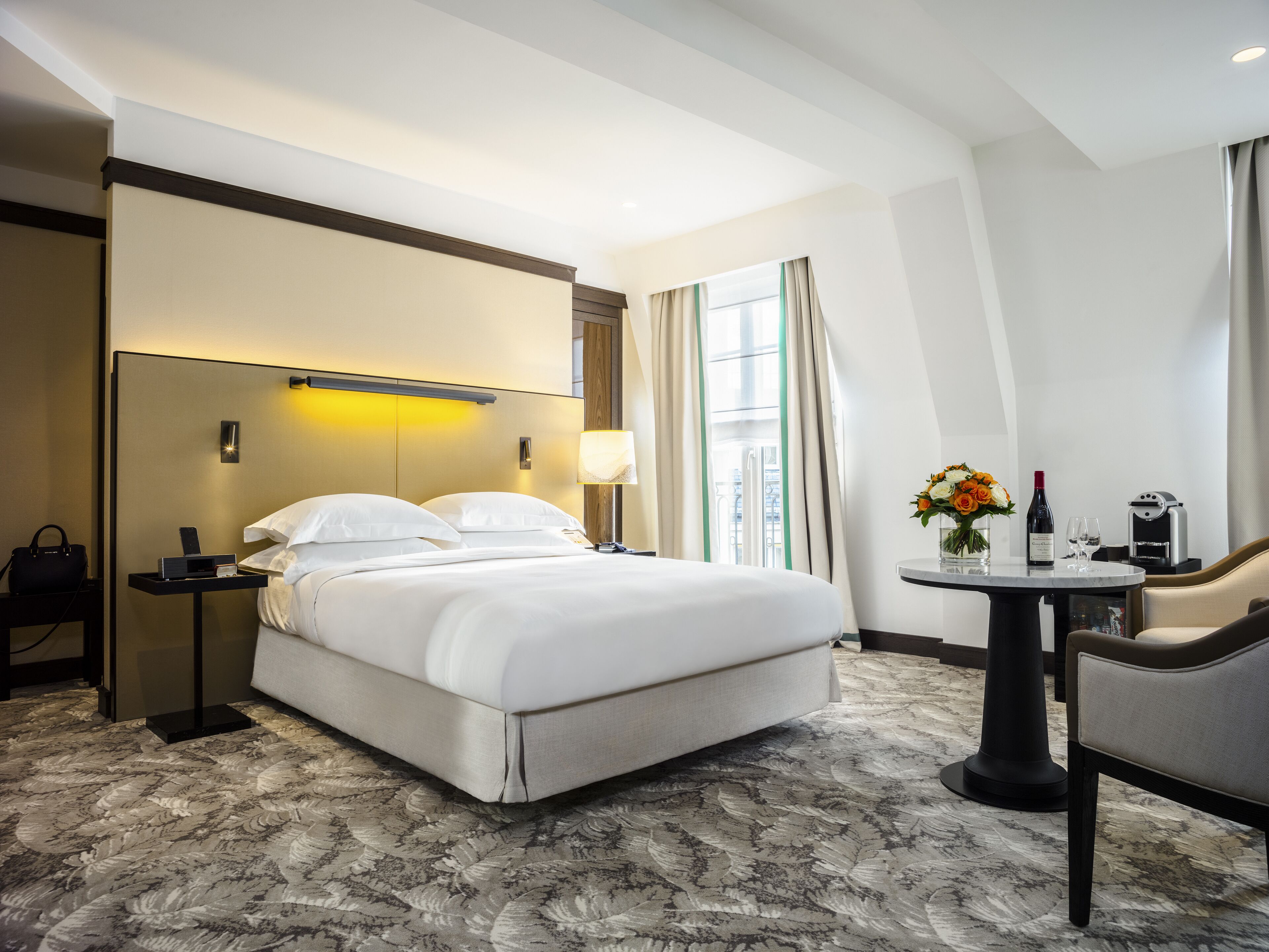 Deluxe Room, 1 King Bed