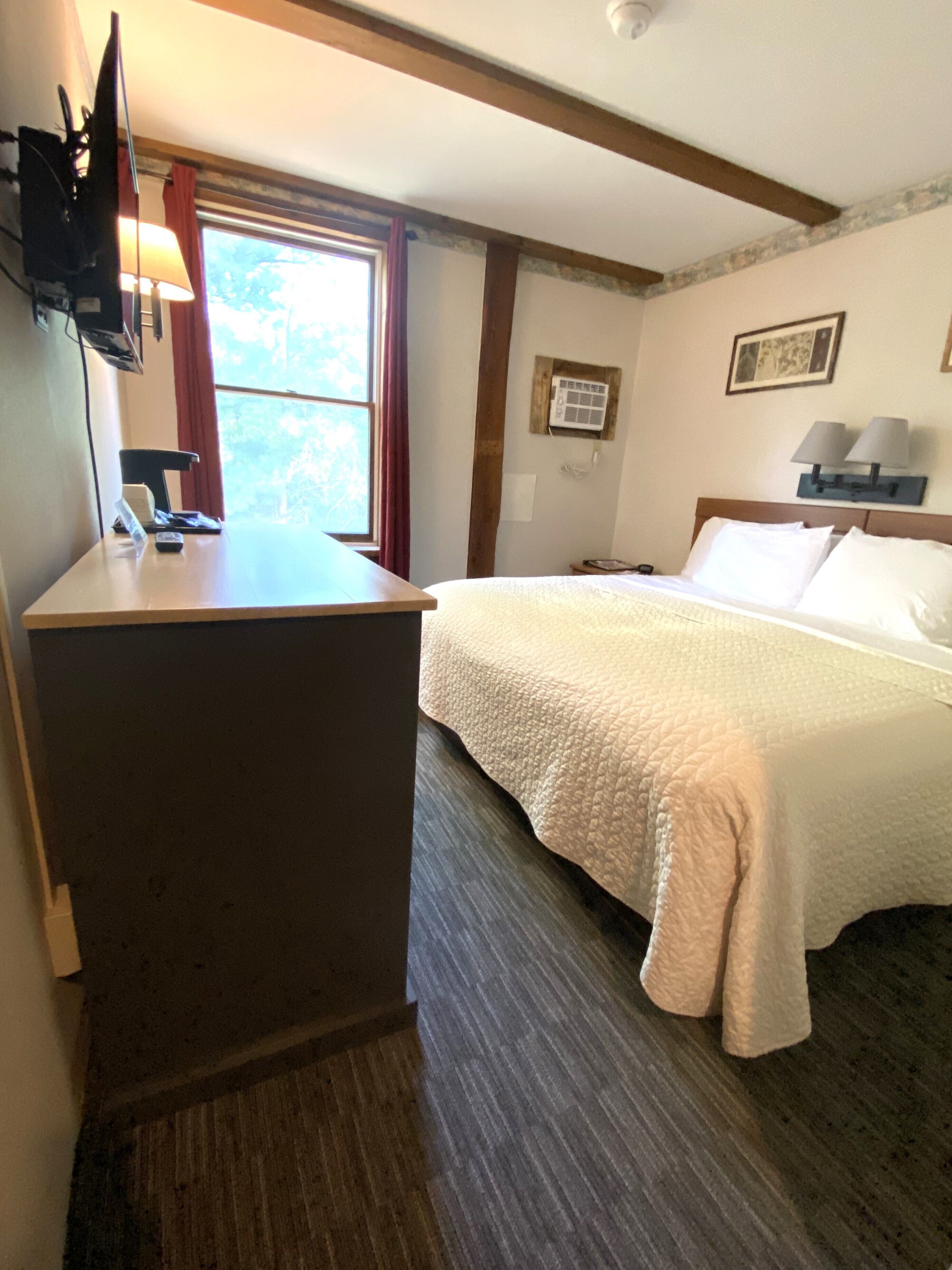 Room, 1 King Bed (Second floor, Stairway access only)