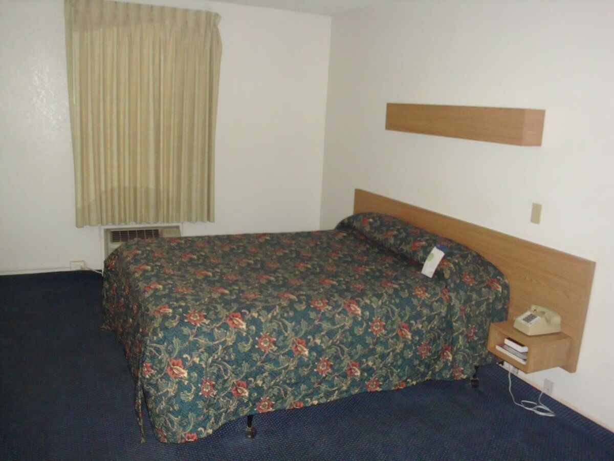 Room, 1 Queen Bed, Non Smoking (Accessible)