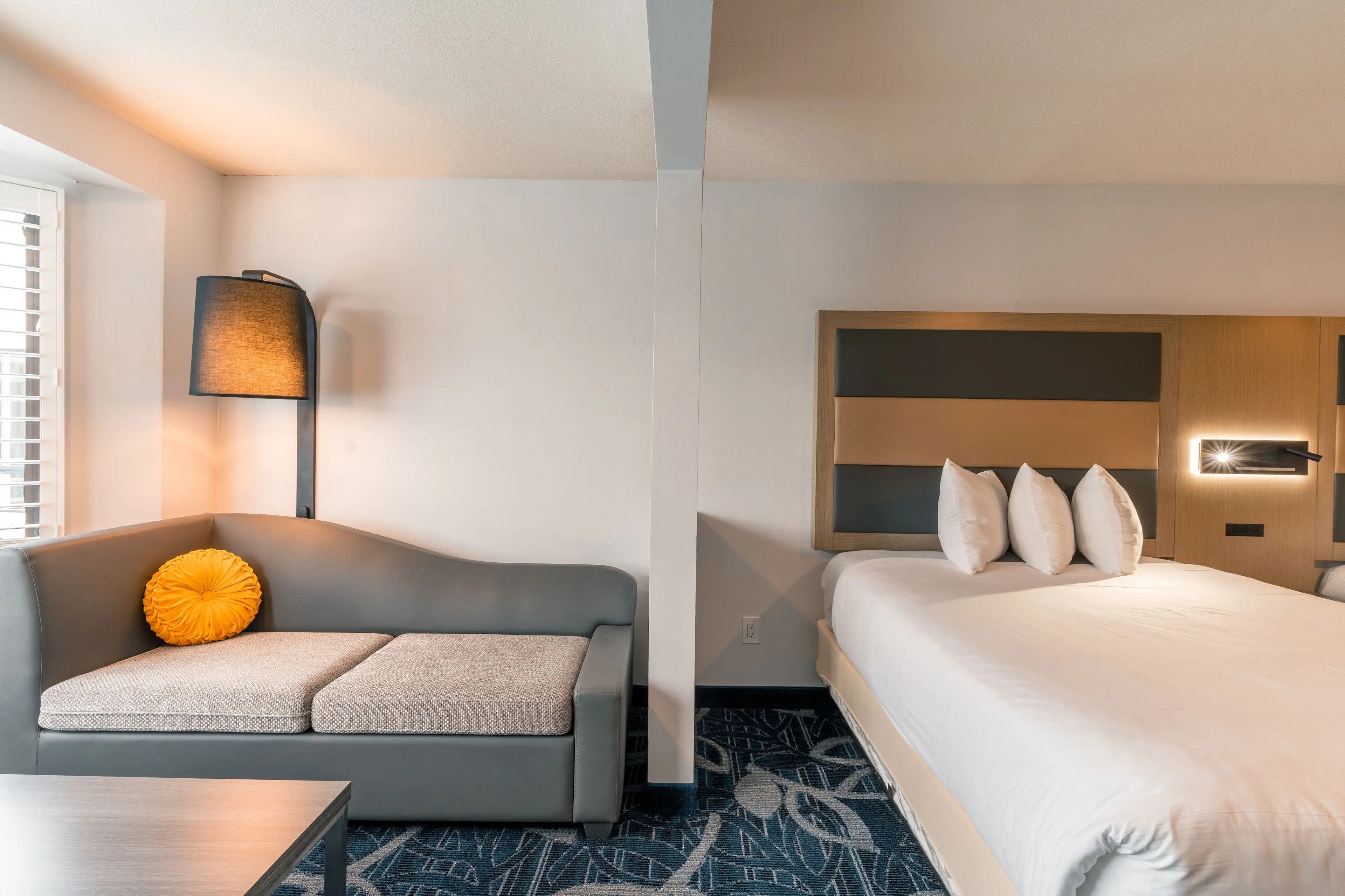 Business Room, 2 Queen Beds Business Room, 2 Queen Beds
