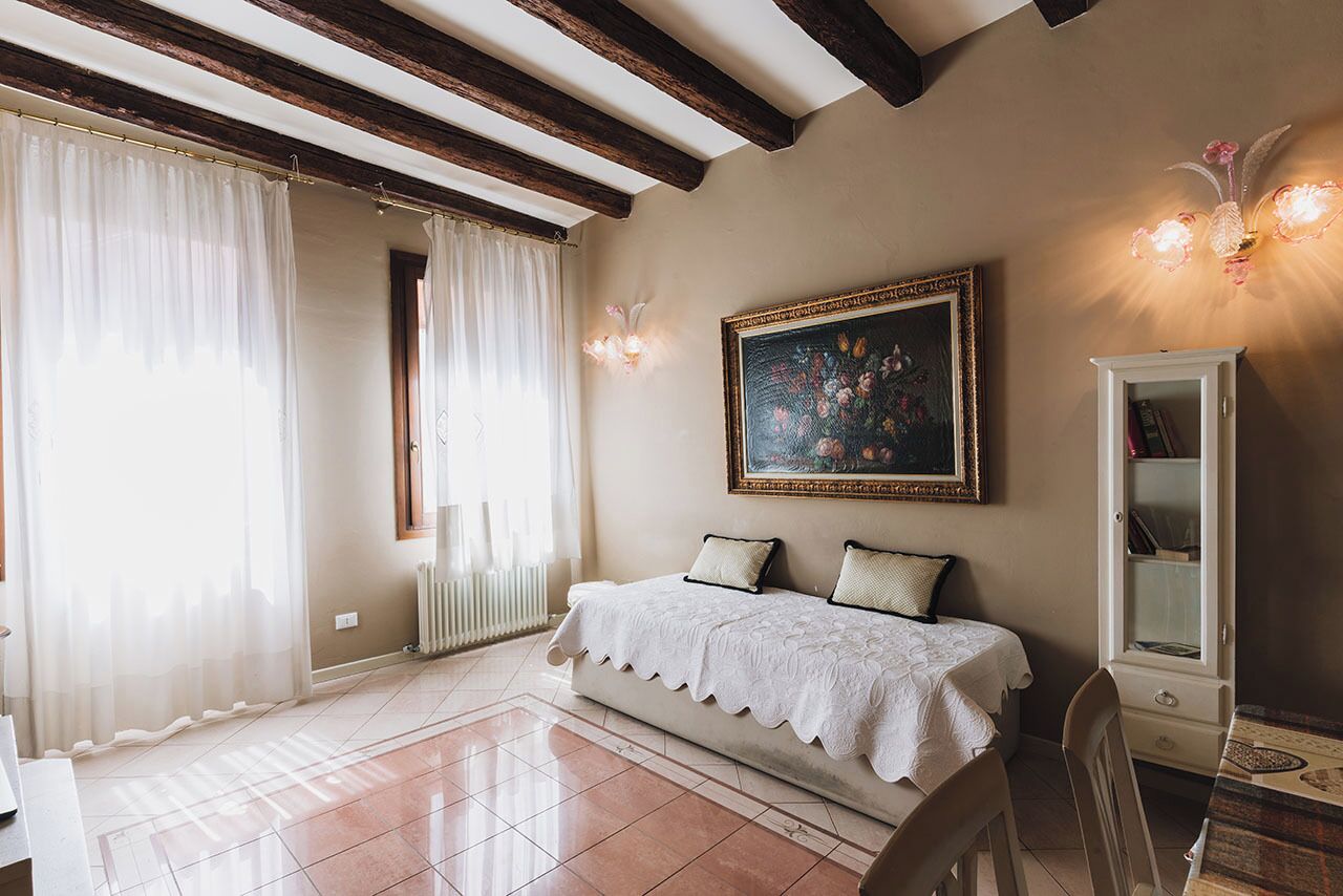 Economy Apartment (Calle)