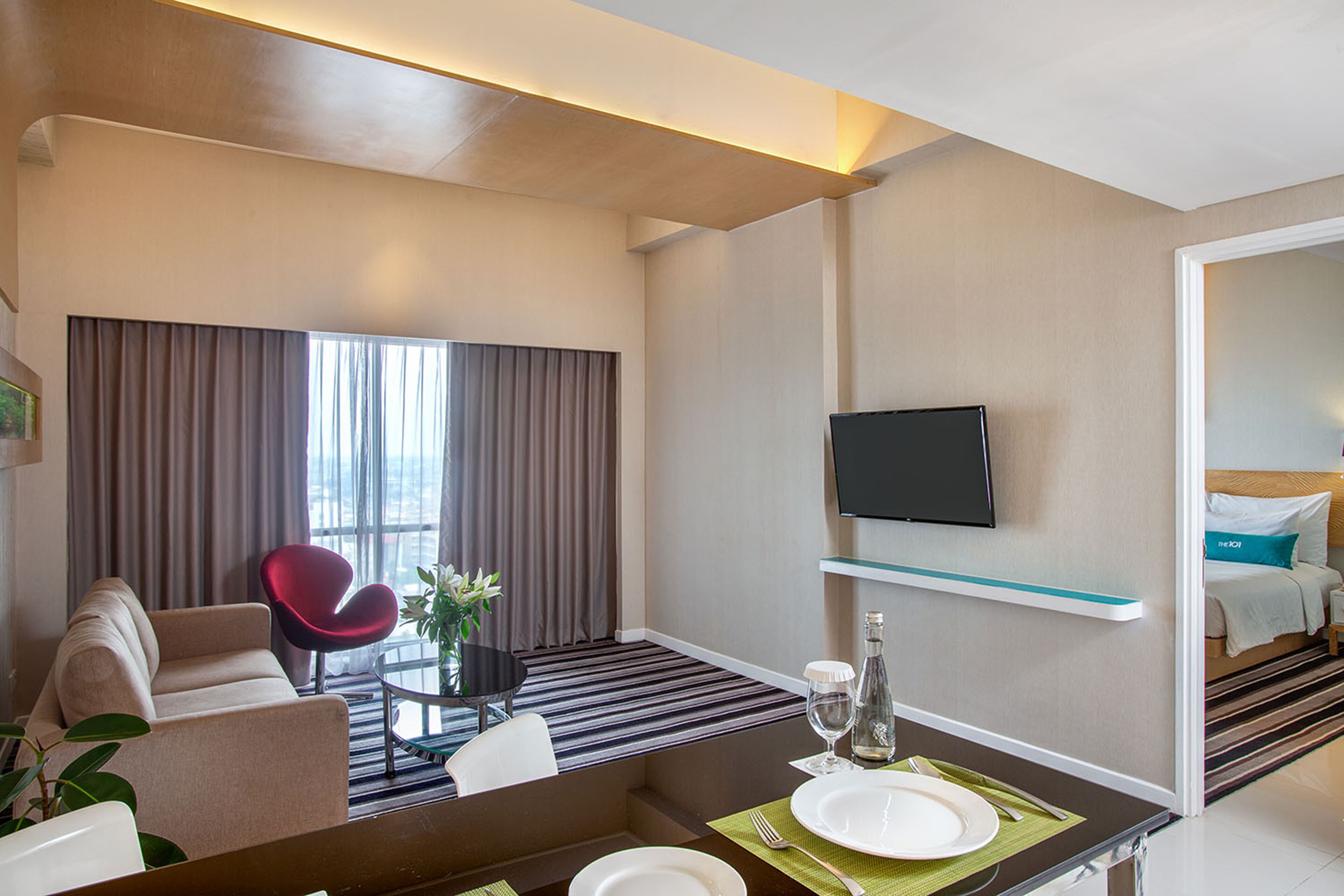 THE 1O1 Suite
