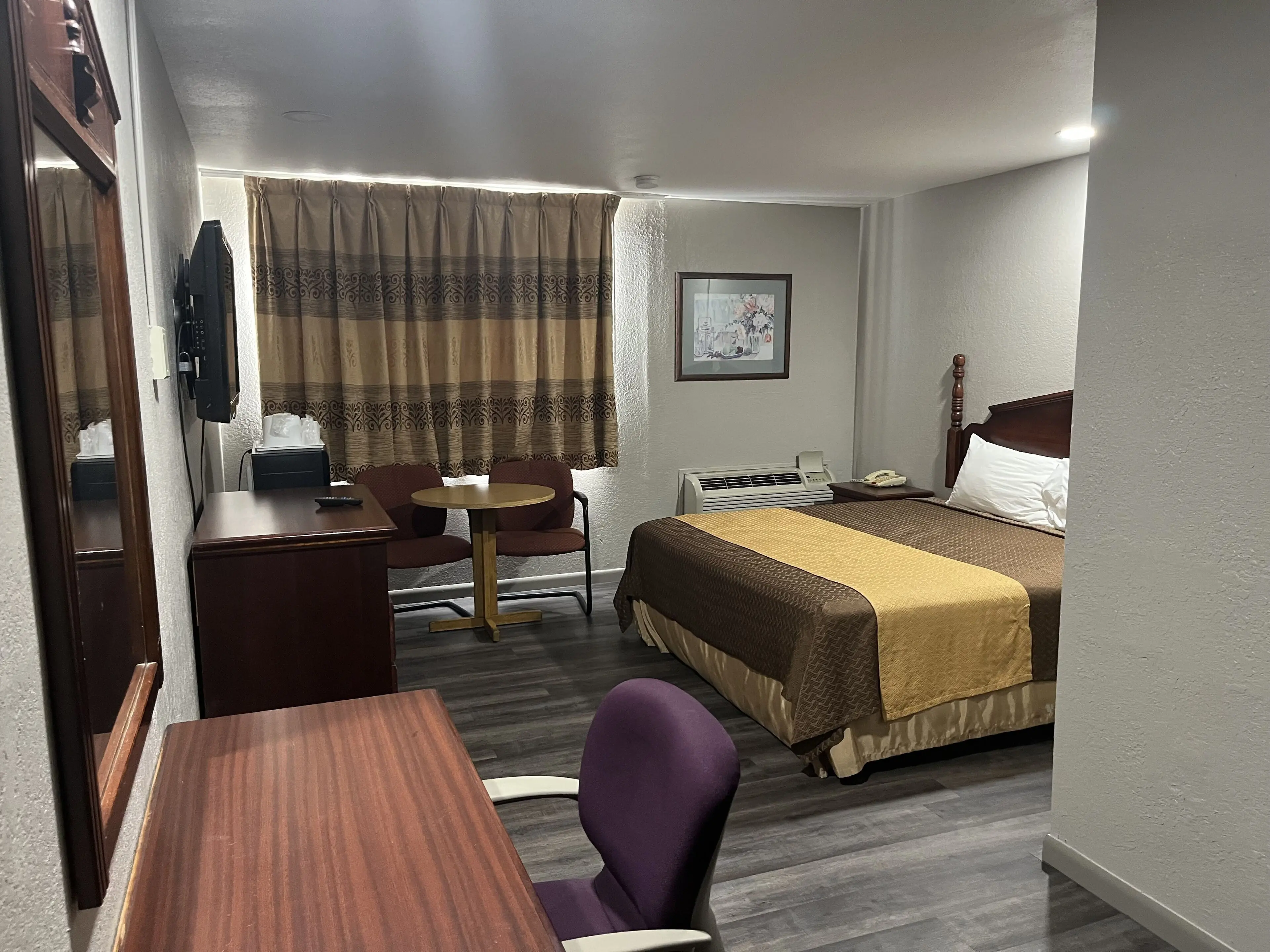 Room, 1 King Bed, Non Smoking Room, 1 King Bed, Non Smoking