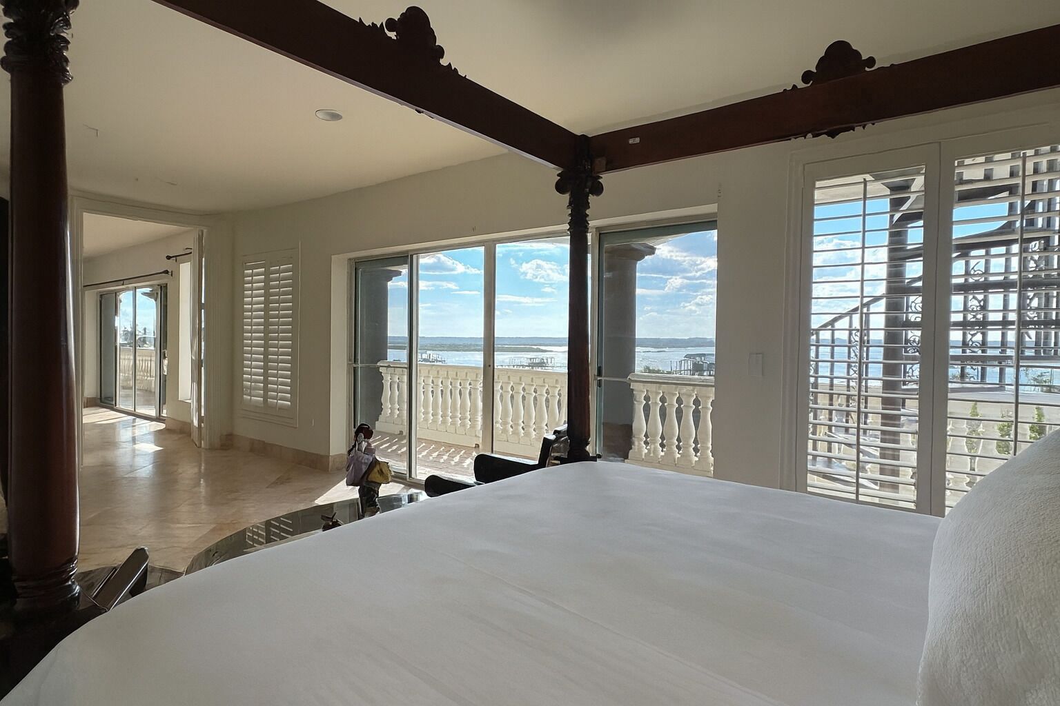 Grand Villa