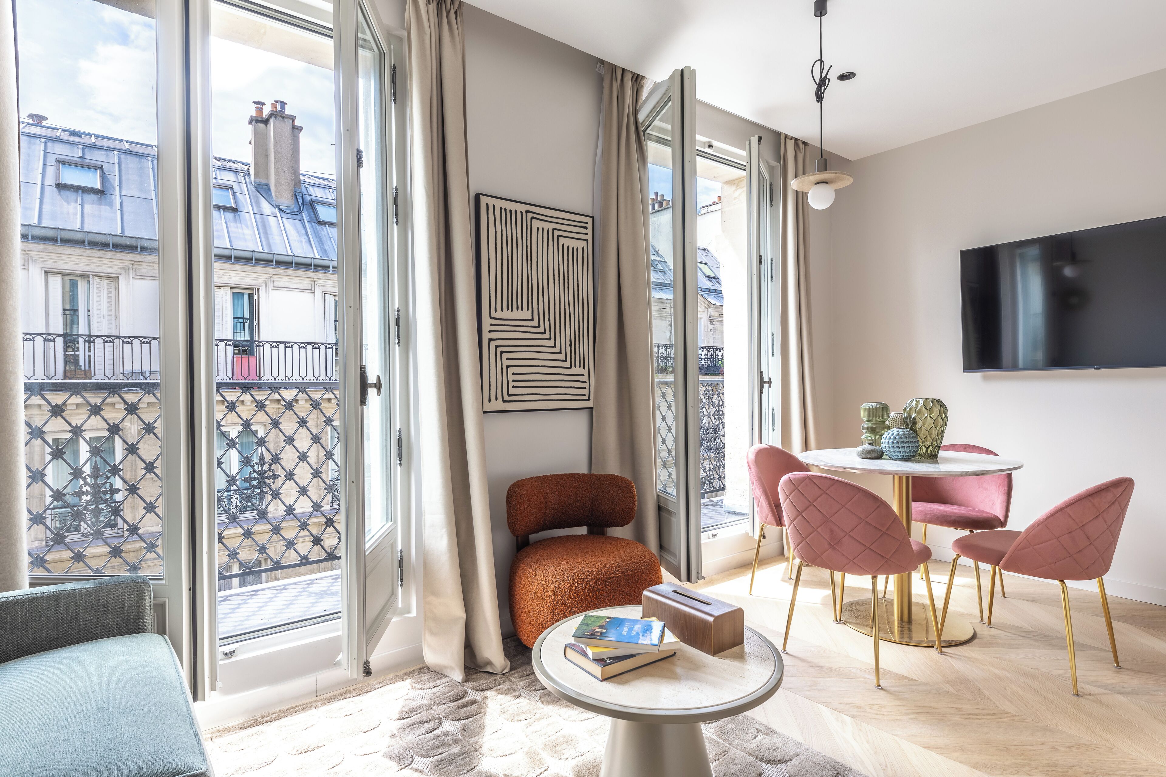 Superior Apartment, 1 Queen Bed with Sofa bed, Non Smoking, Kitchenette