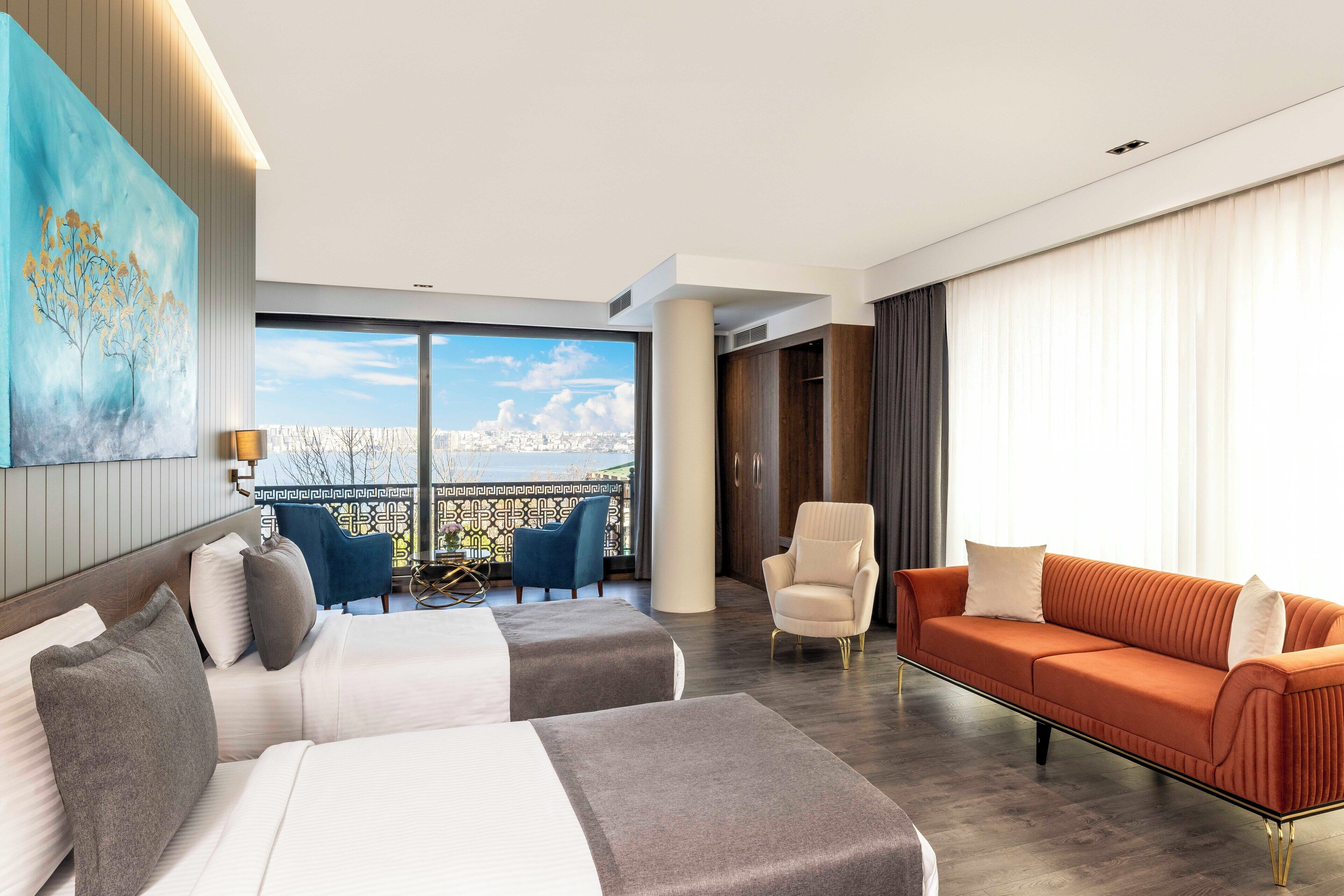 Corner Family Suite Lake View