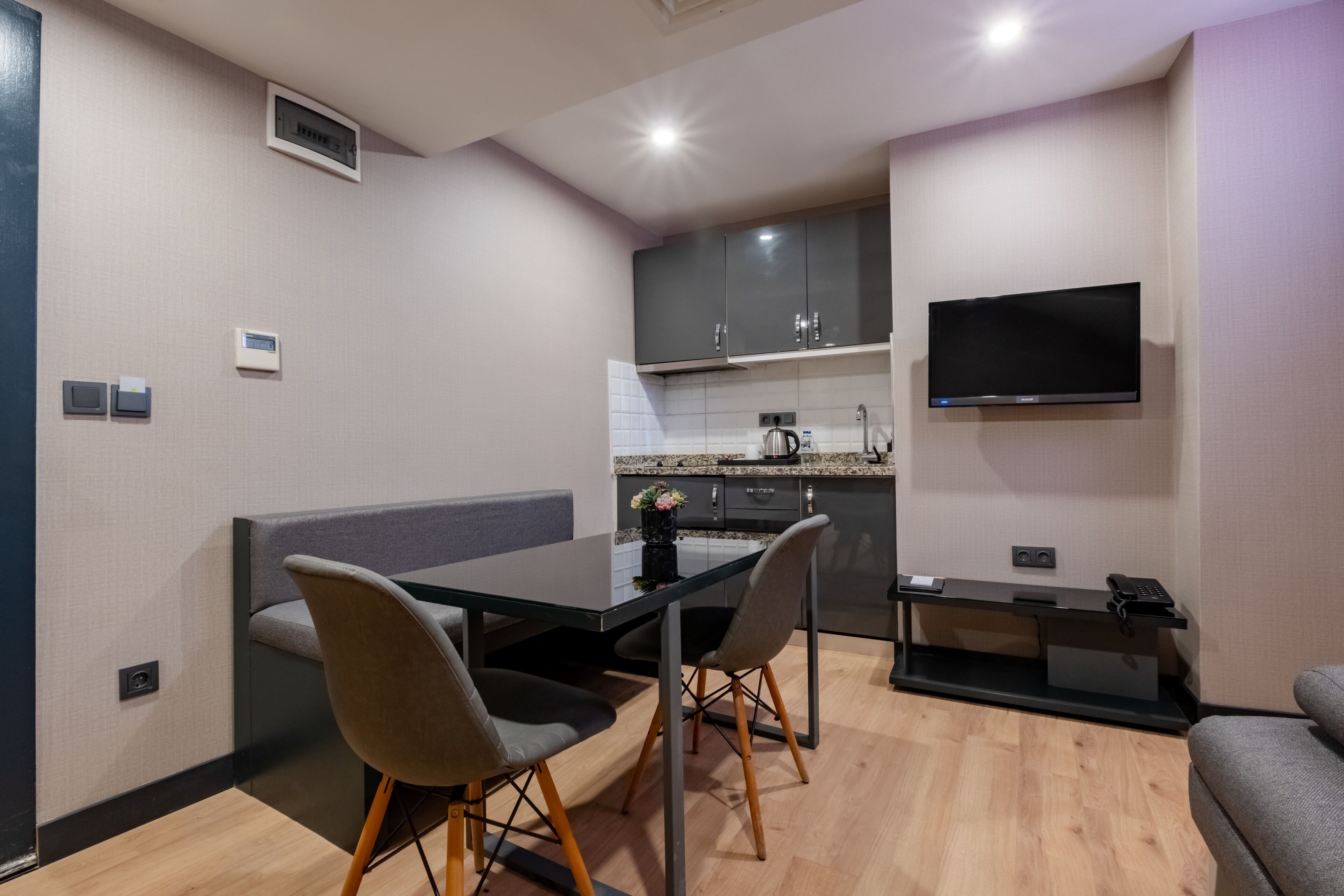 Standard Suite (Basement Floor)
