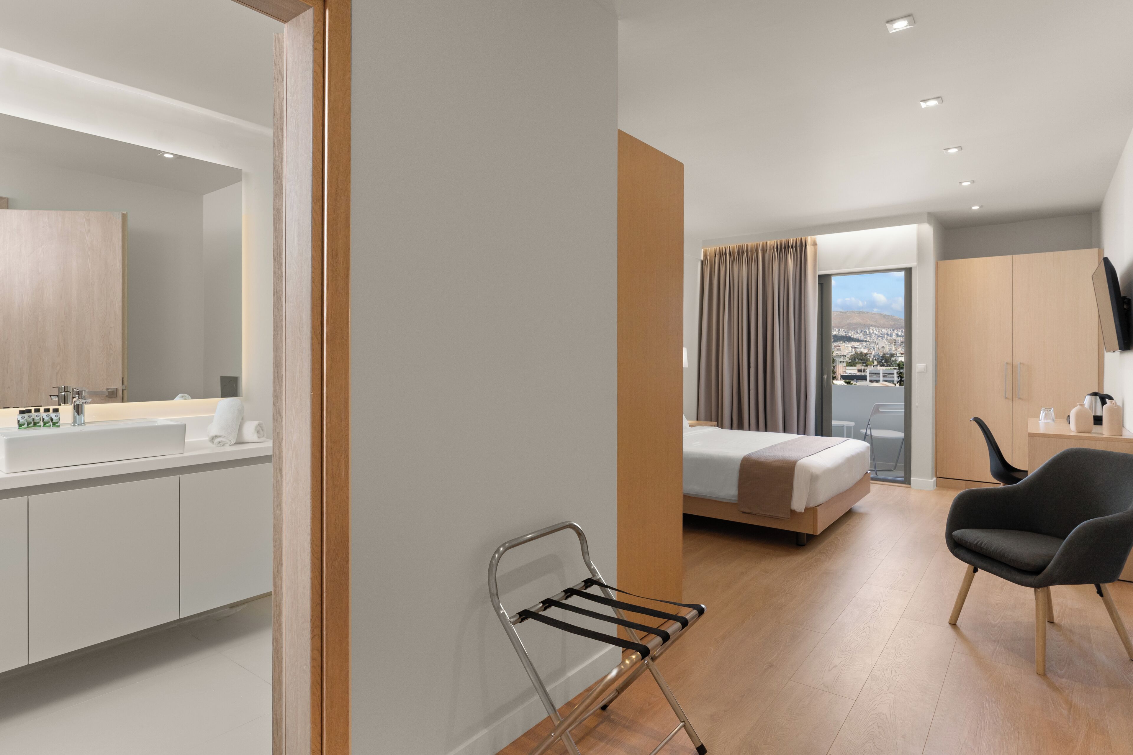 Junior Apartment, Balcony, City View