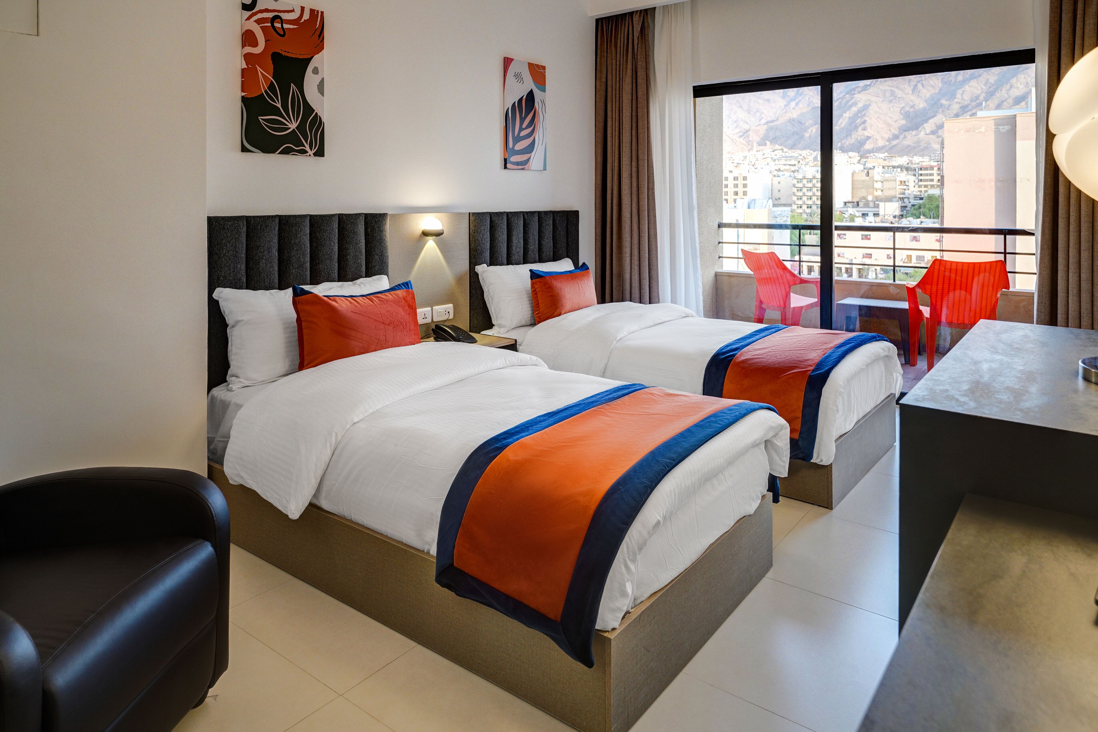 Standard Twin Room, City View