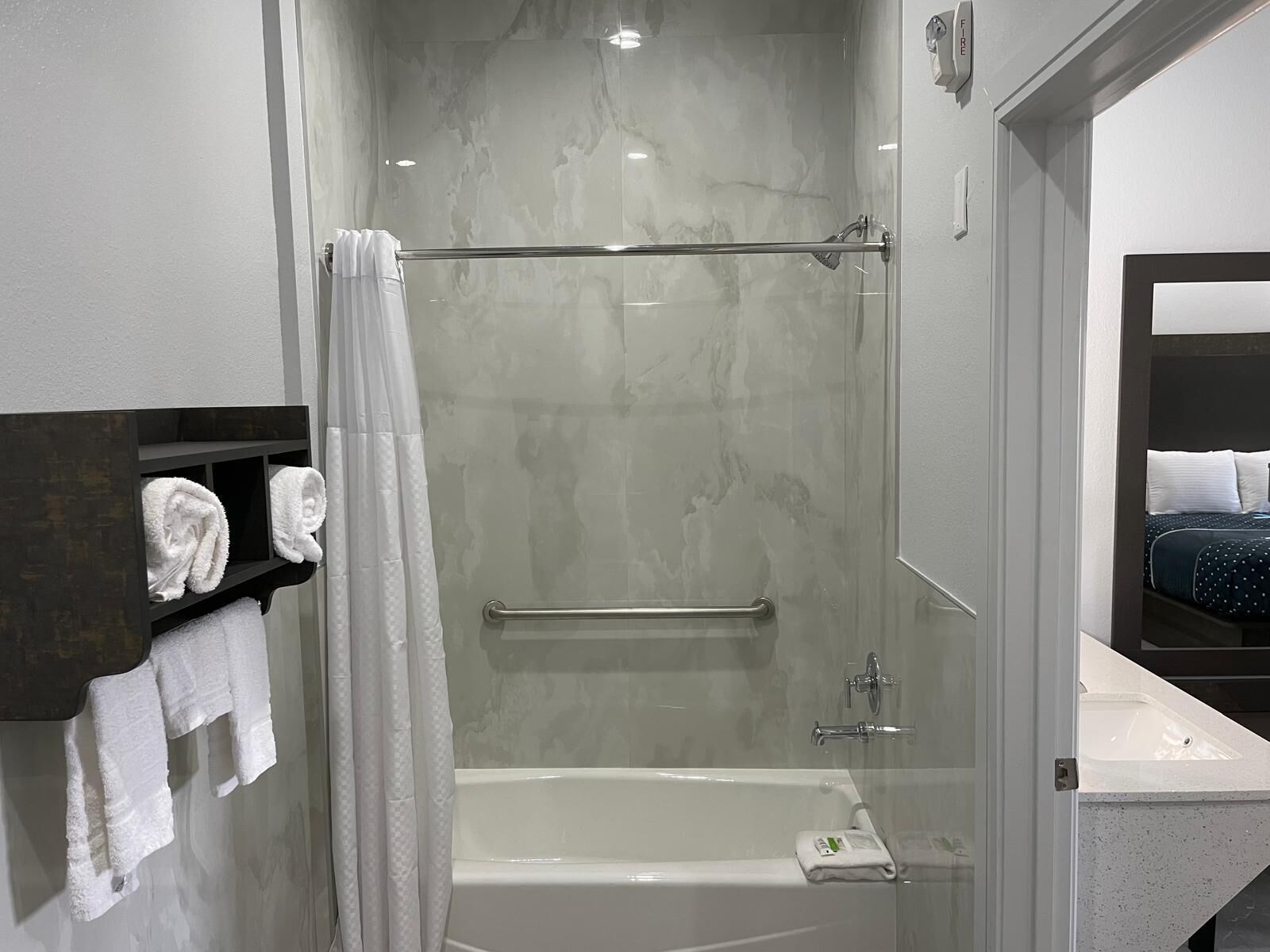2 Queen Bed Accessible Non-Smoking