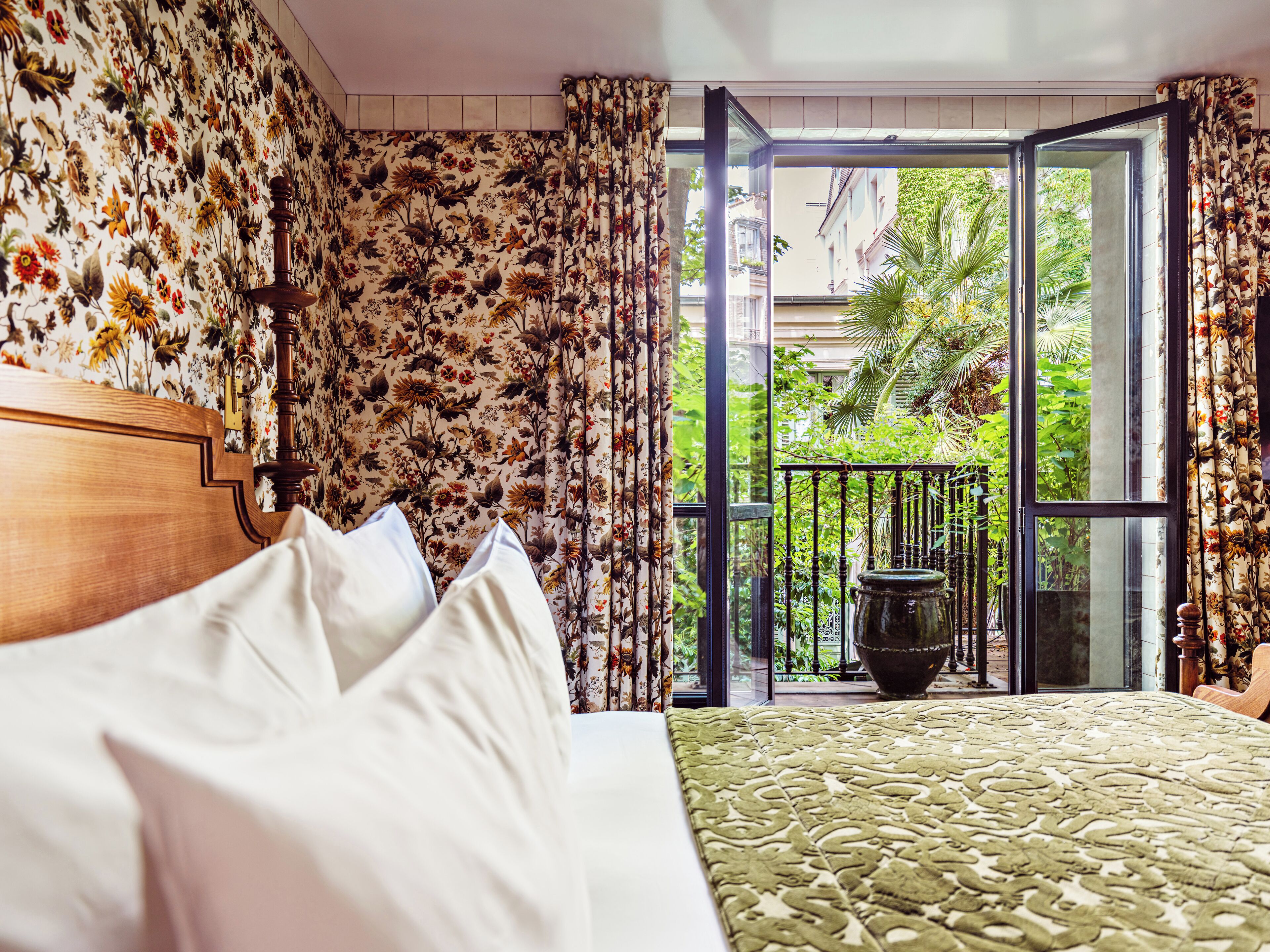 Terrace room