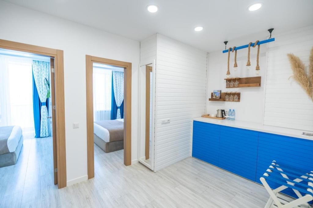 Family Suite, Balcony, Partial Sea View