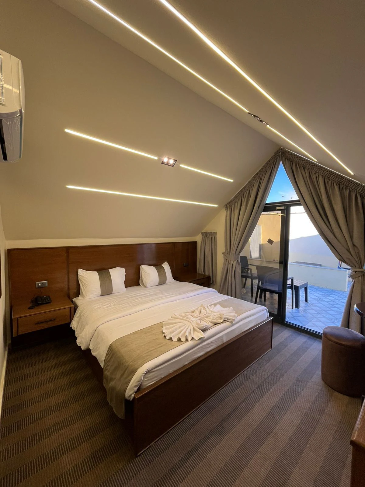 Romantic Room, 1 King Bed