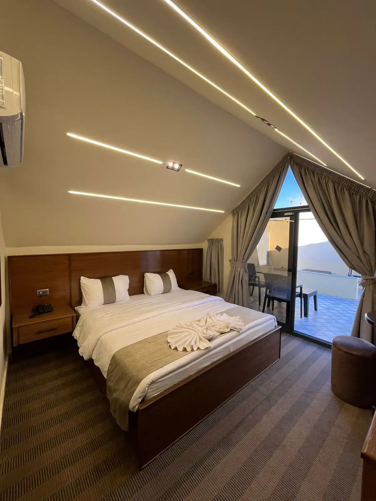Romantic Room, 1 King Bed Romantic Room, 1 King Bed