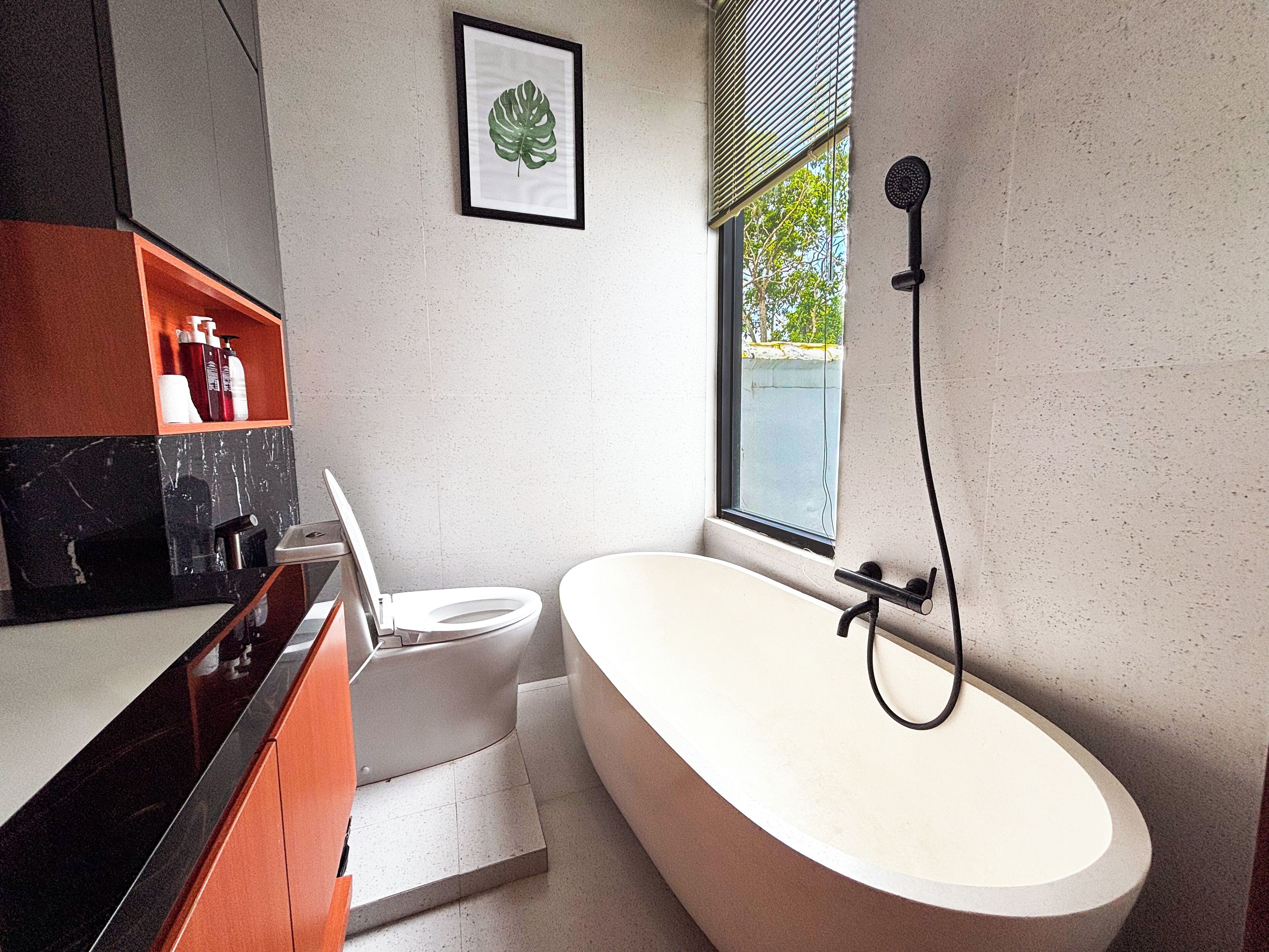 Design Villa, Pool View