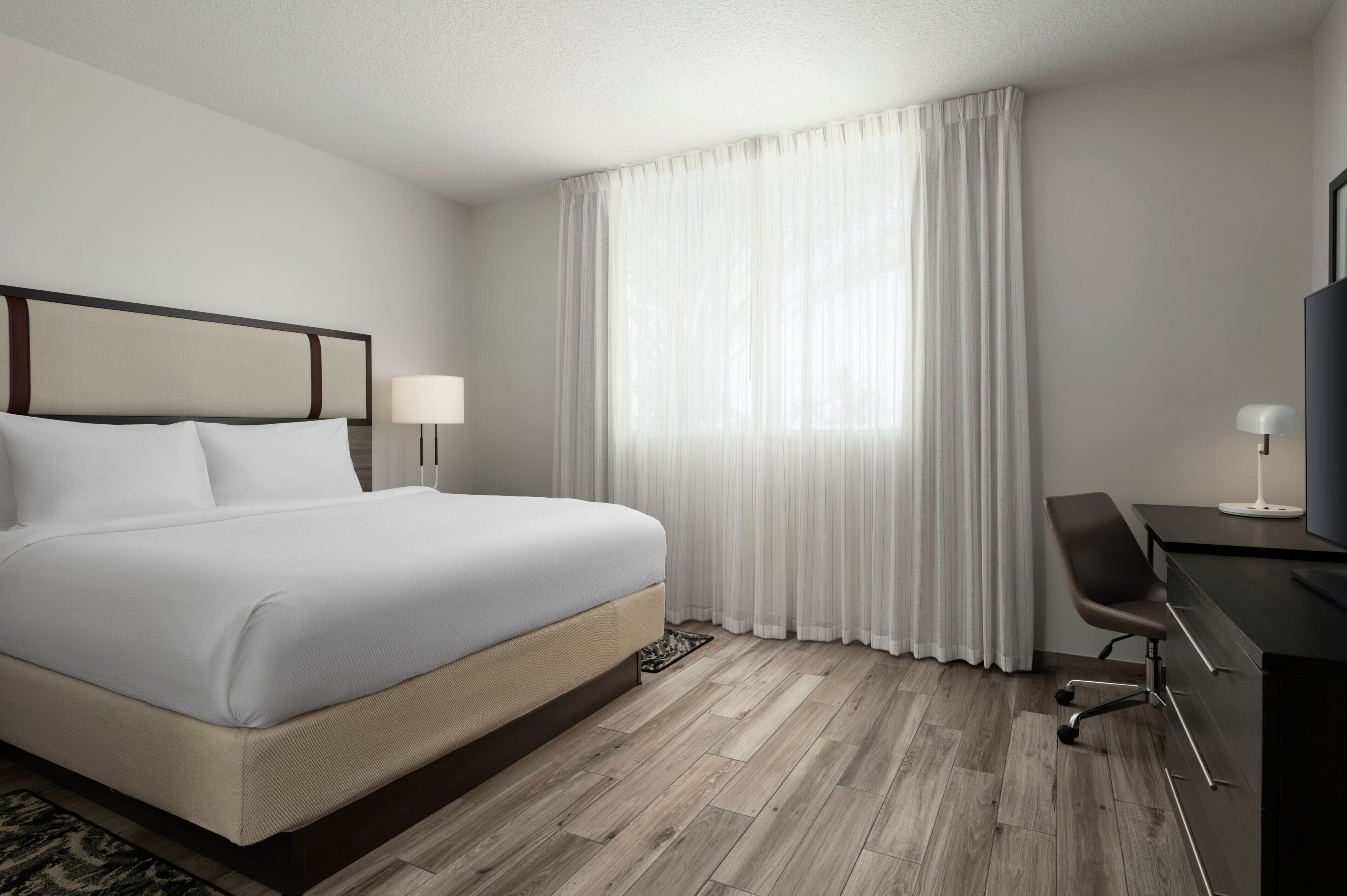 Suite, 1 King Bed