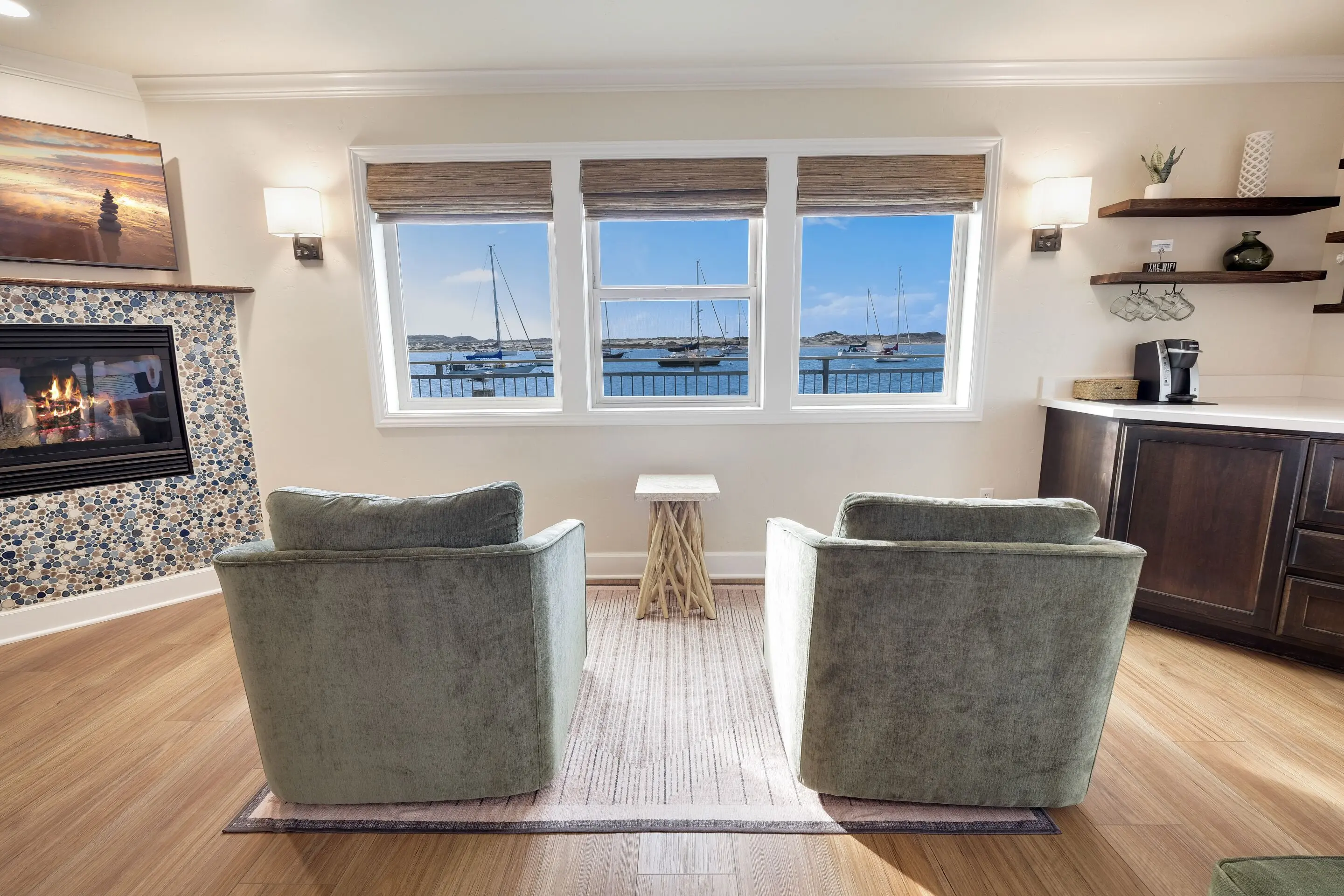 Panoramic Suite, Private Bathroom, Ocean View (Kelp Oceanfront King) Panoramic Suite, Private Bathroom, Ocean View (Kelp Oceanfront King)