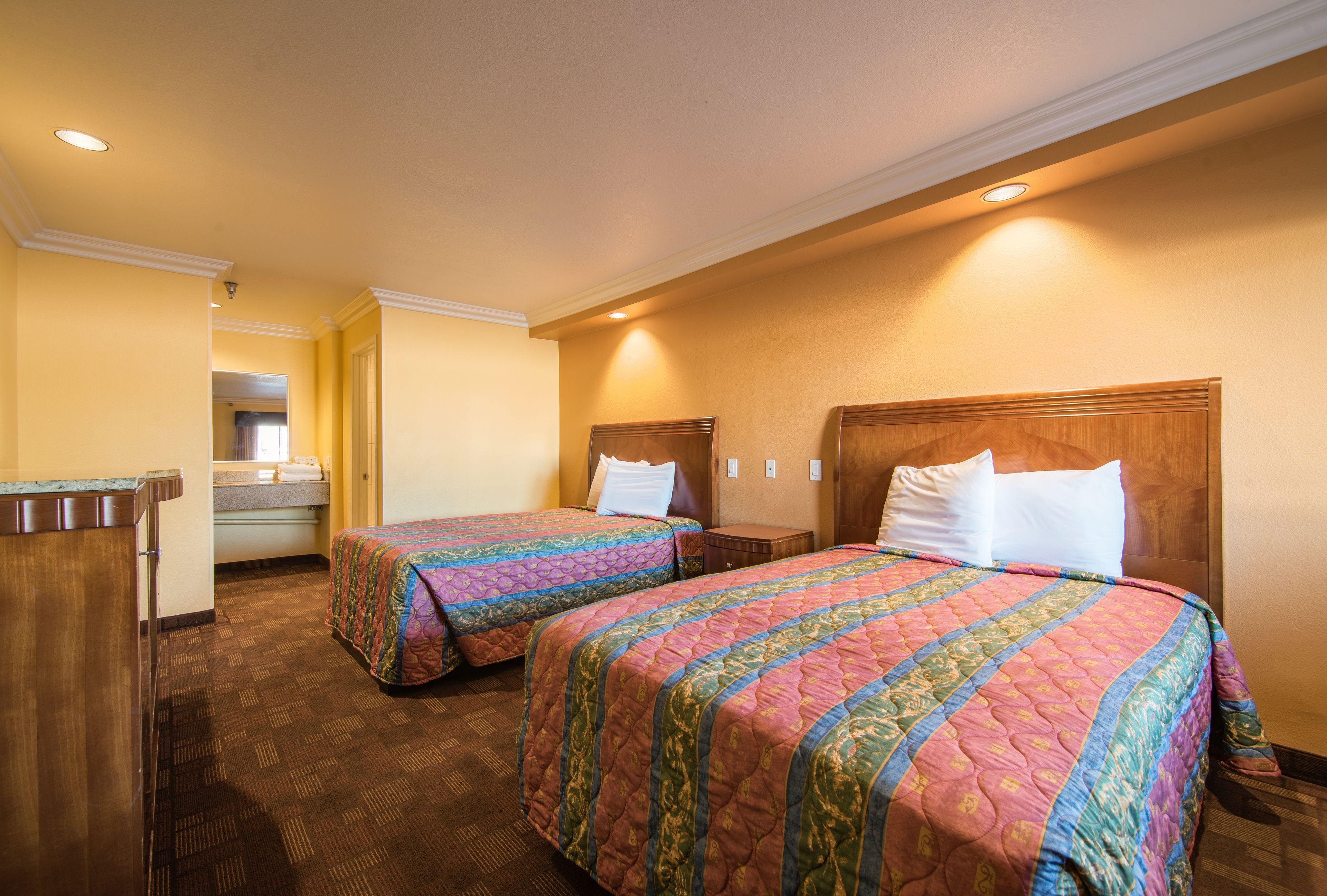 Standard Double Room, (Non-Smoking/Smoking)