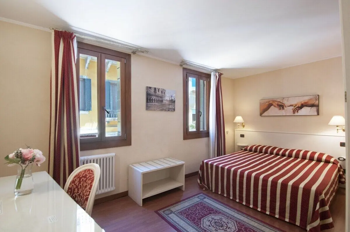 Standard Double or Twin Room, City View Standard Double or Twin Room, City View