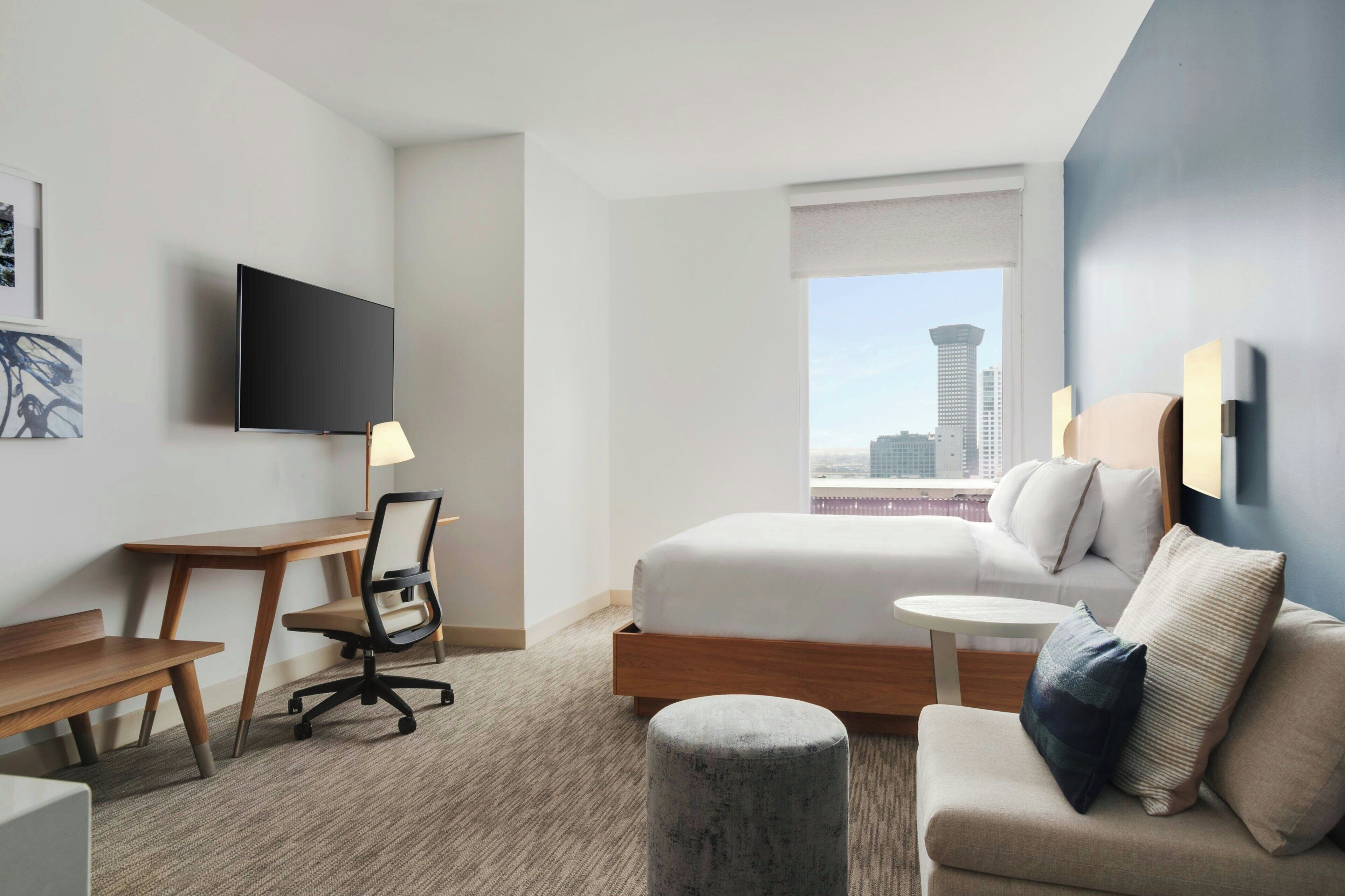 Standard Room, 1 King Bed