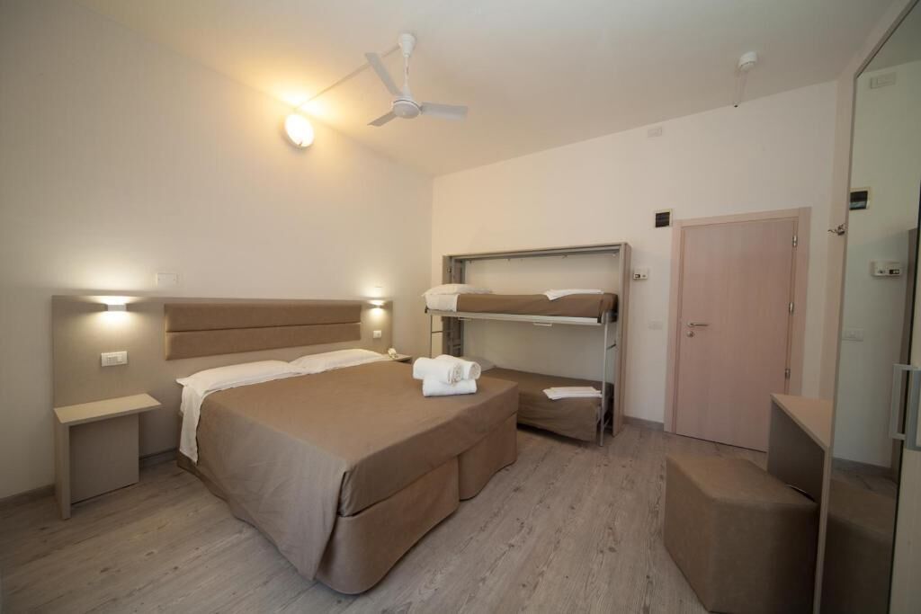 Comfort Triple Room, Balcony