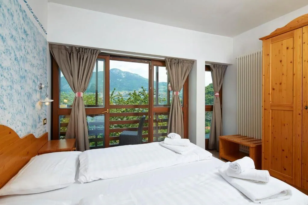 Triple Room, Balcony, Mountain View