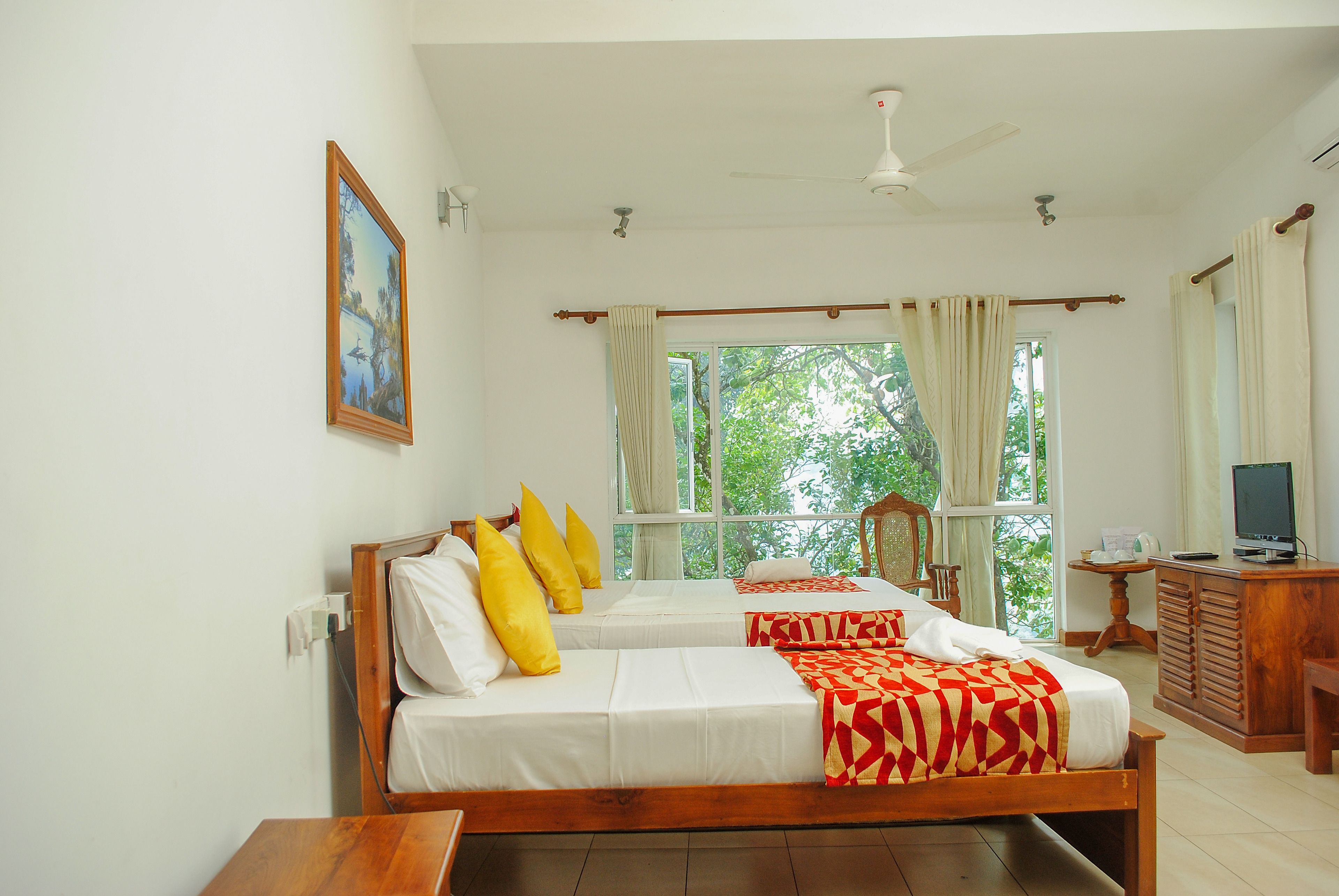 Deluxe Triple Room, Lake View