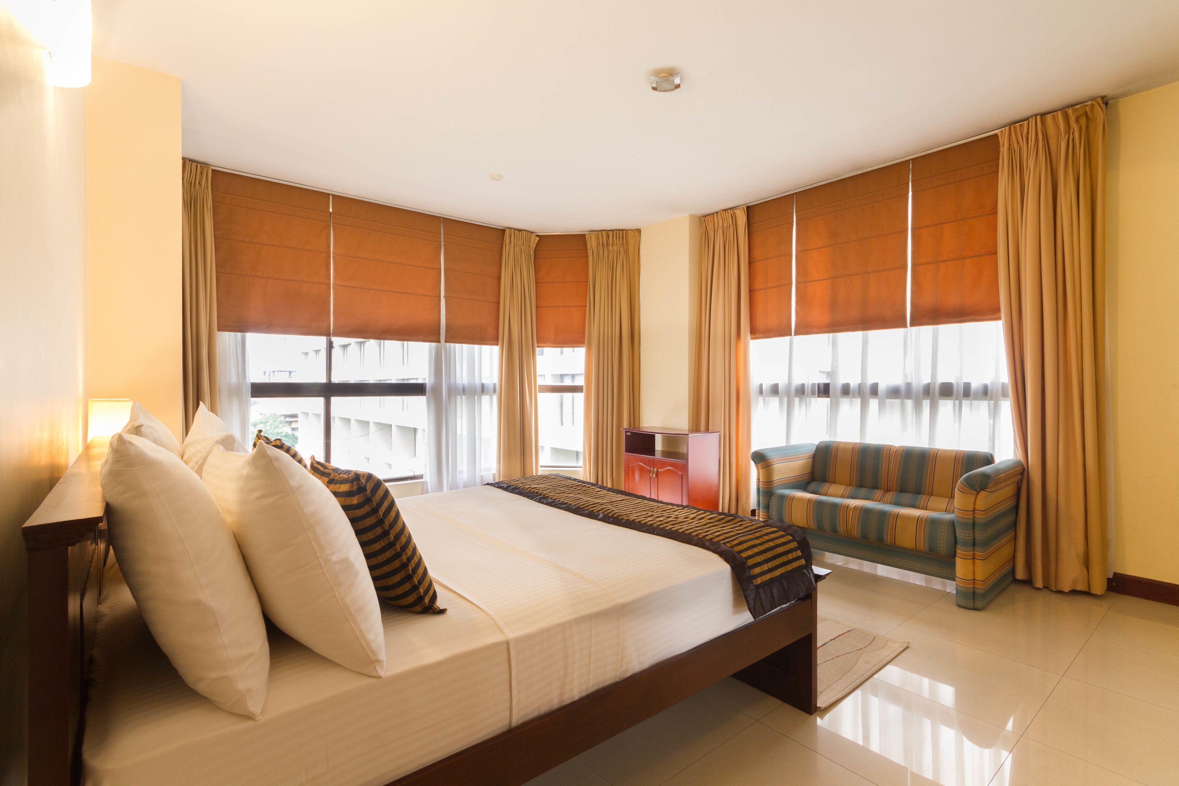 Luxury Apartment, 3 Bedrooms, Pool Access, Sea Facing